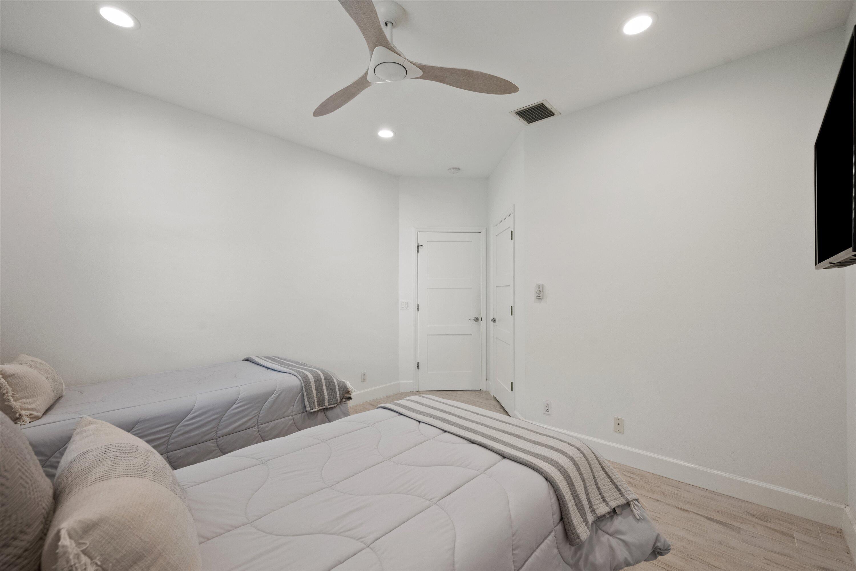 106 Toteka Jupiter, FL 33458