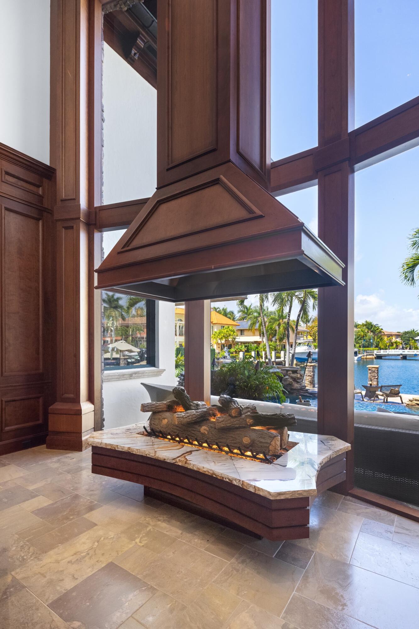 2325 NE 27th Lighthouse Point, FL 33064