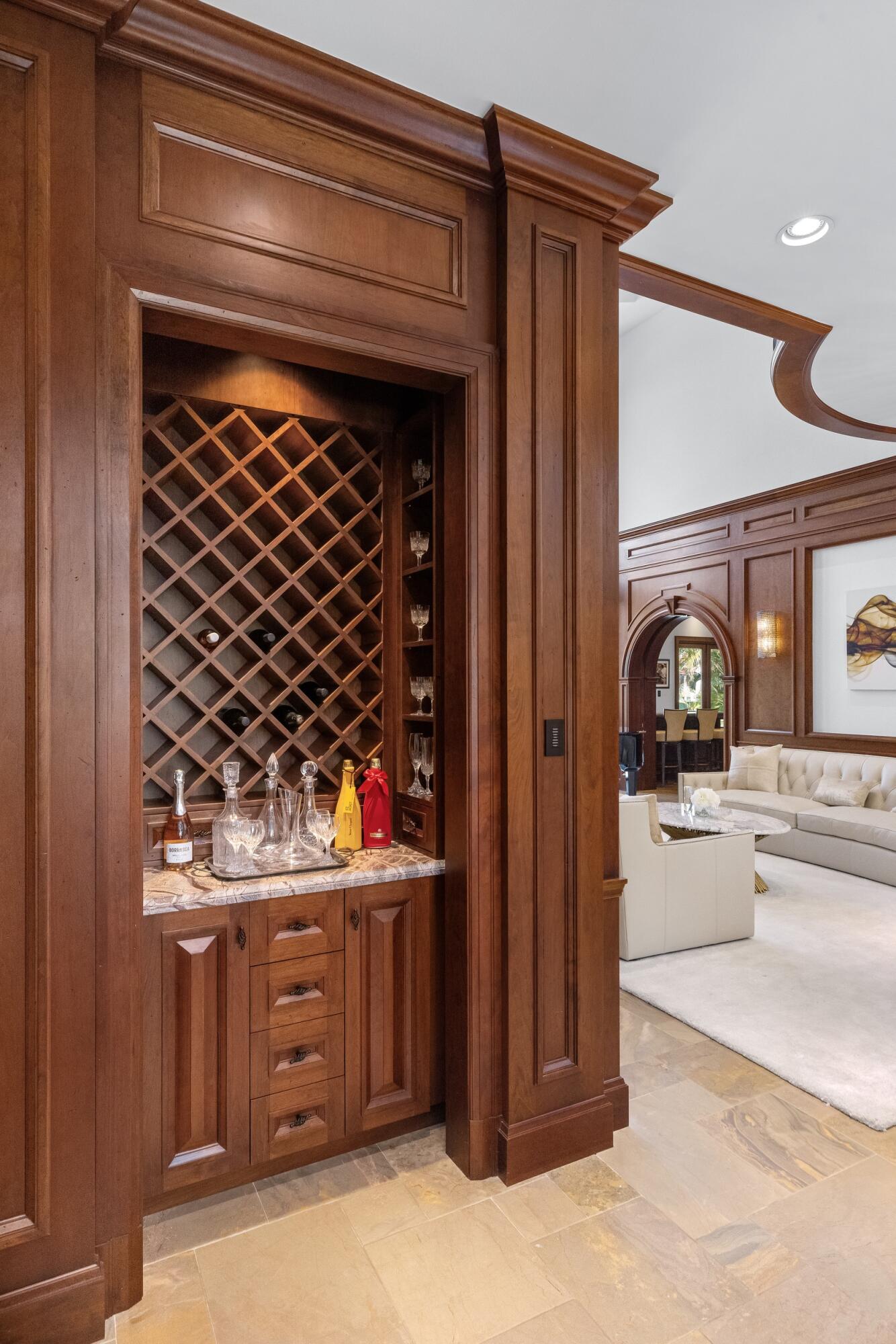 2325 NE 27th Lighthouse Point, FL 33064