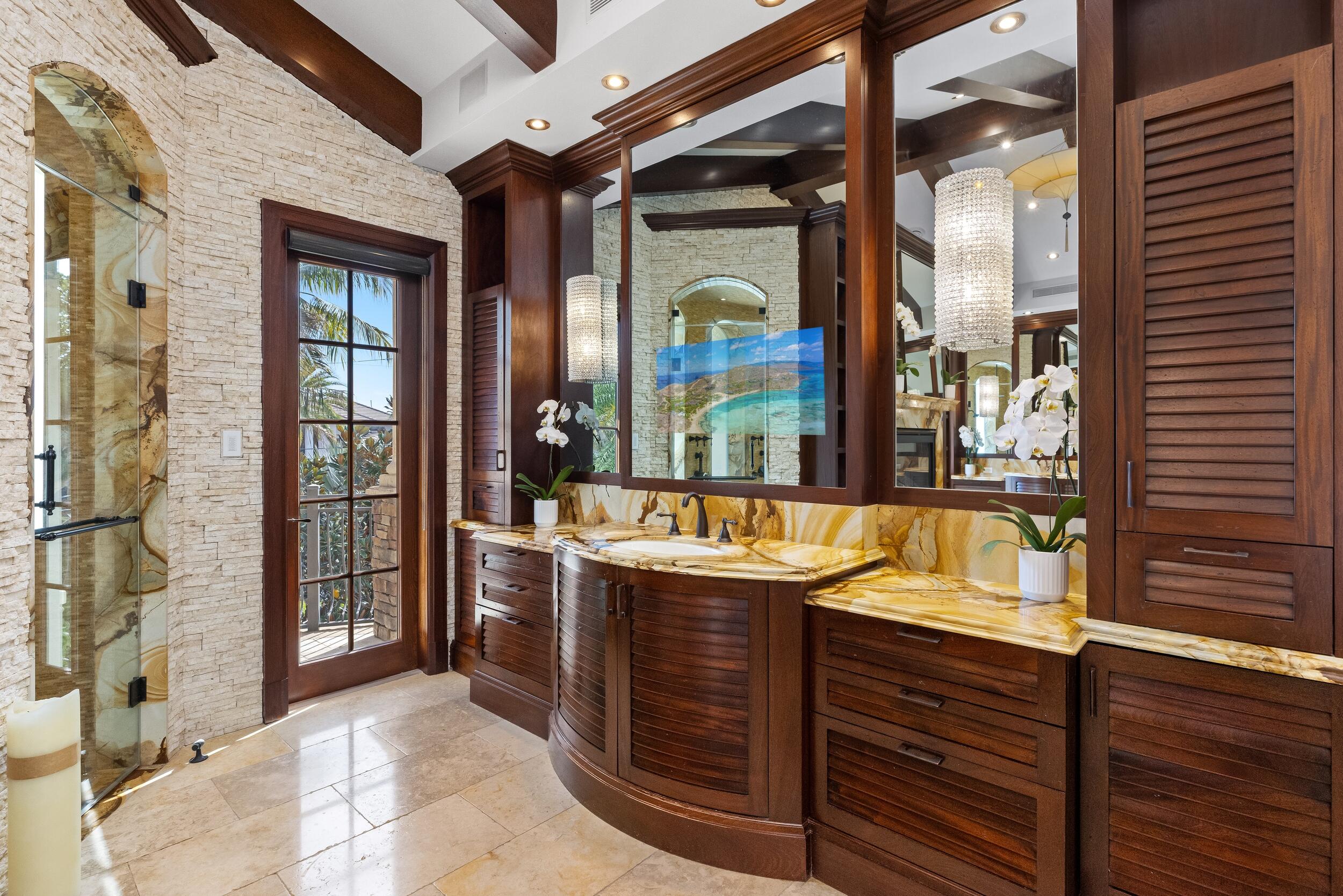 2325 NE 27th Lighthouse Point, FL 33064