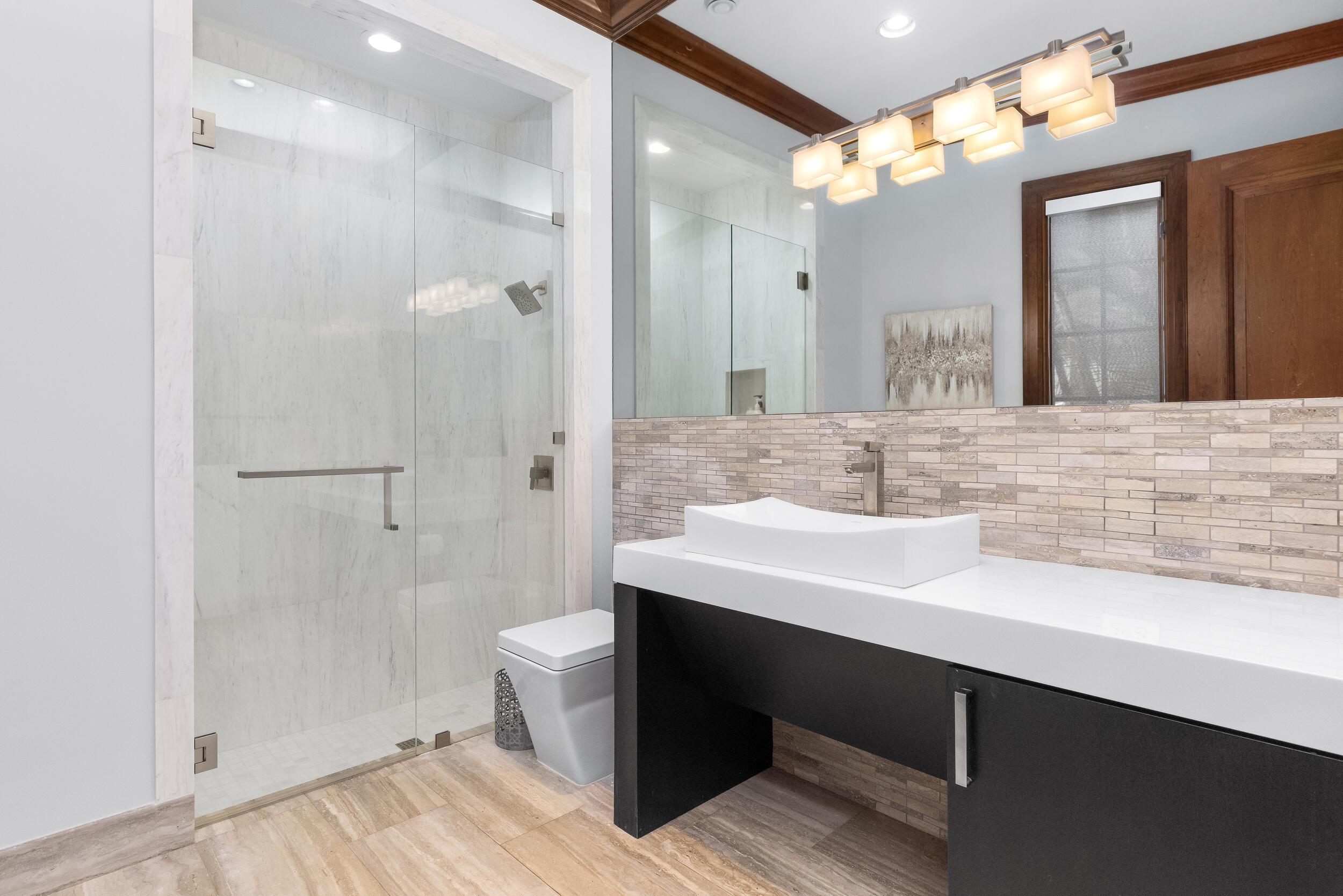 2325 NE 27th Lighthouse Point, FL 33064