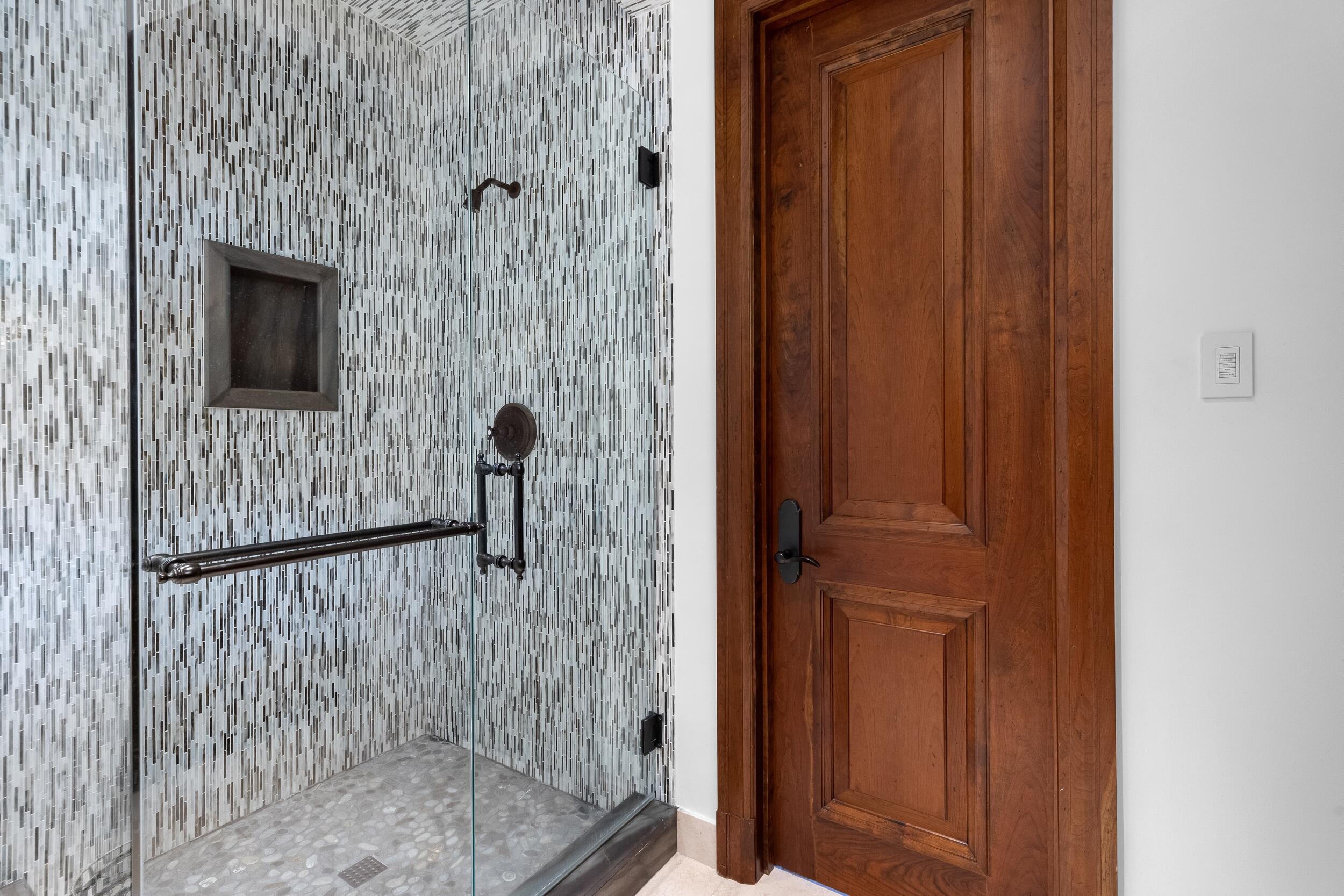 2325 NE 27th Lighthouse Point, FL 33064