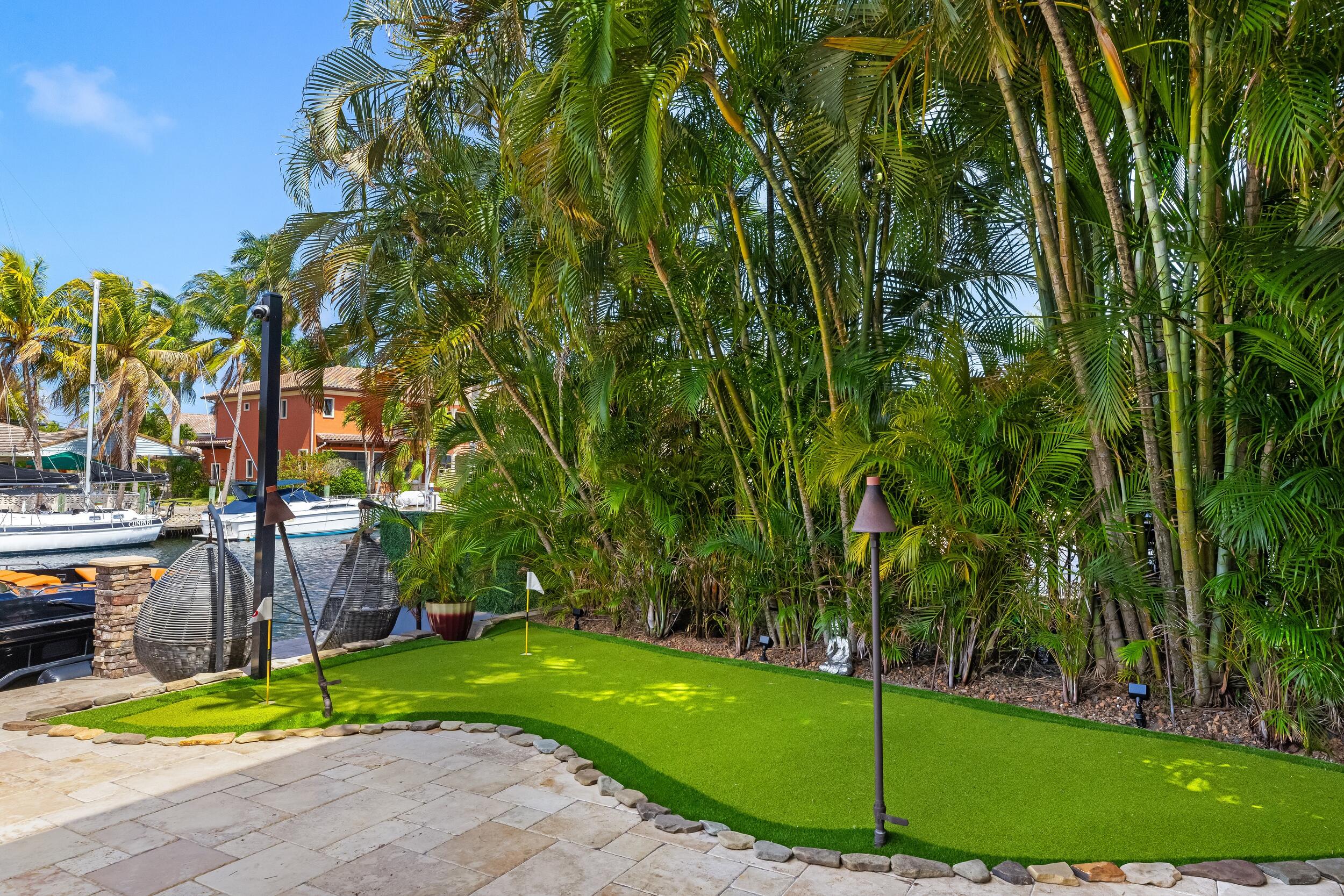 2325 NE 27th Lighthouse Point, FL 33064