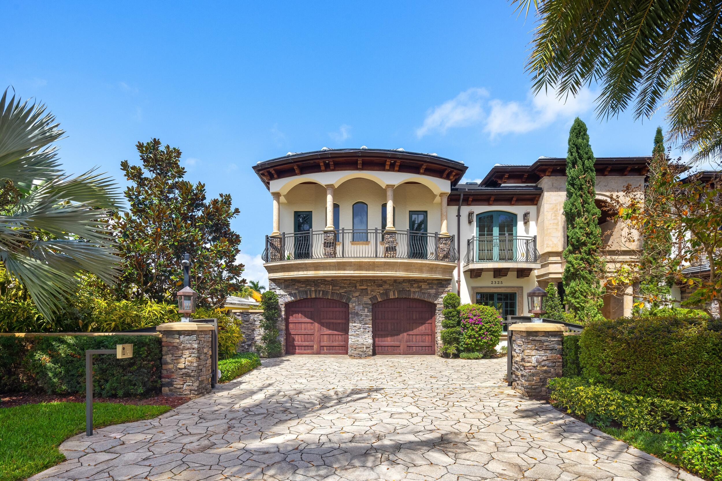 2325 NE 27th Lighthouse Point, FL 33064