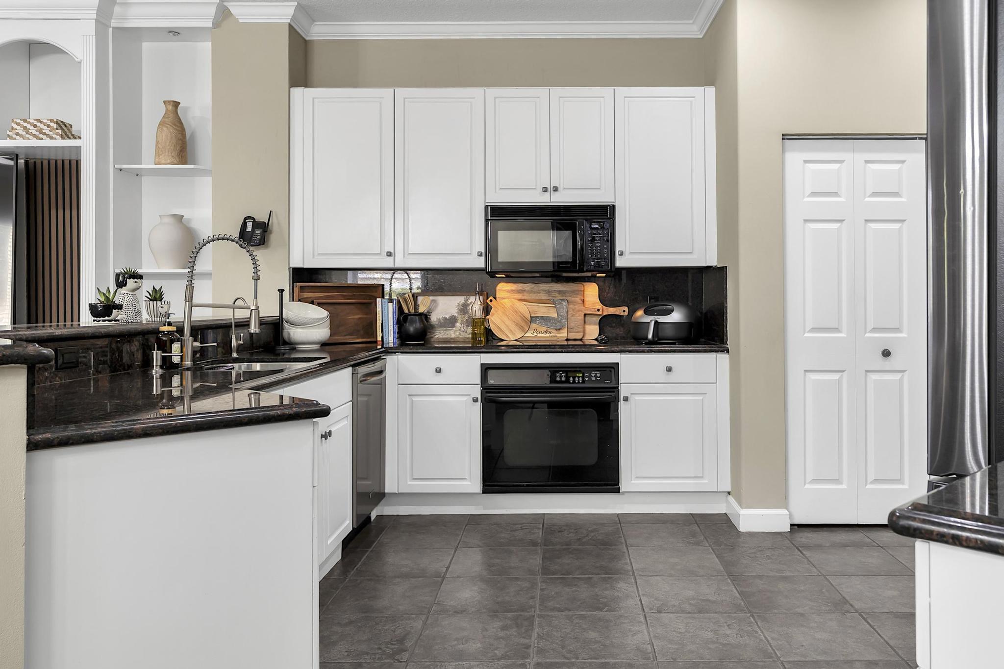 16138 SW 15th Pembroke Pines, FL 33027