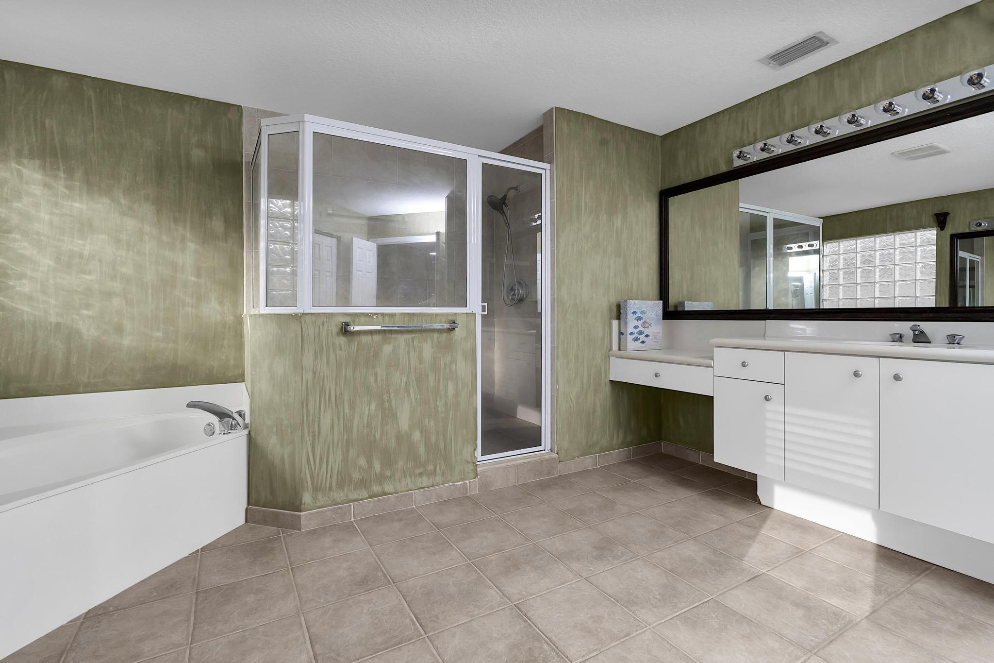 16138 SW 15th Pembroke Pines, FL 33027