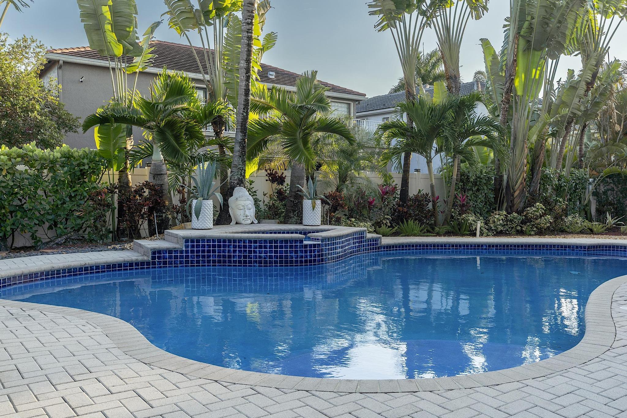 16138 SW 15th Pembroke Pines, FL 33027