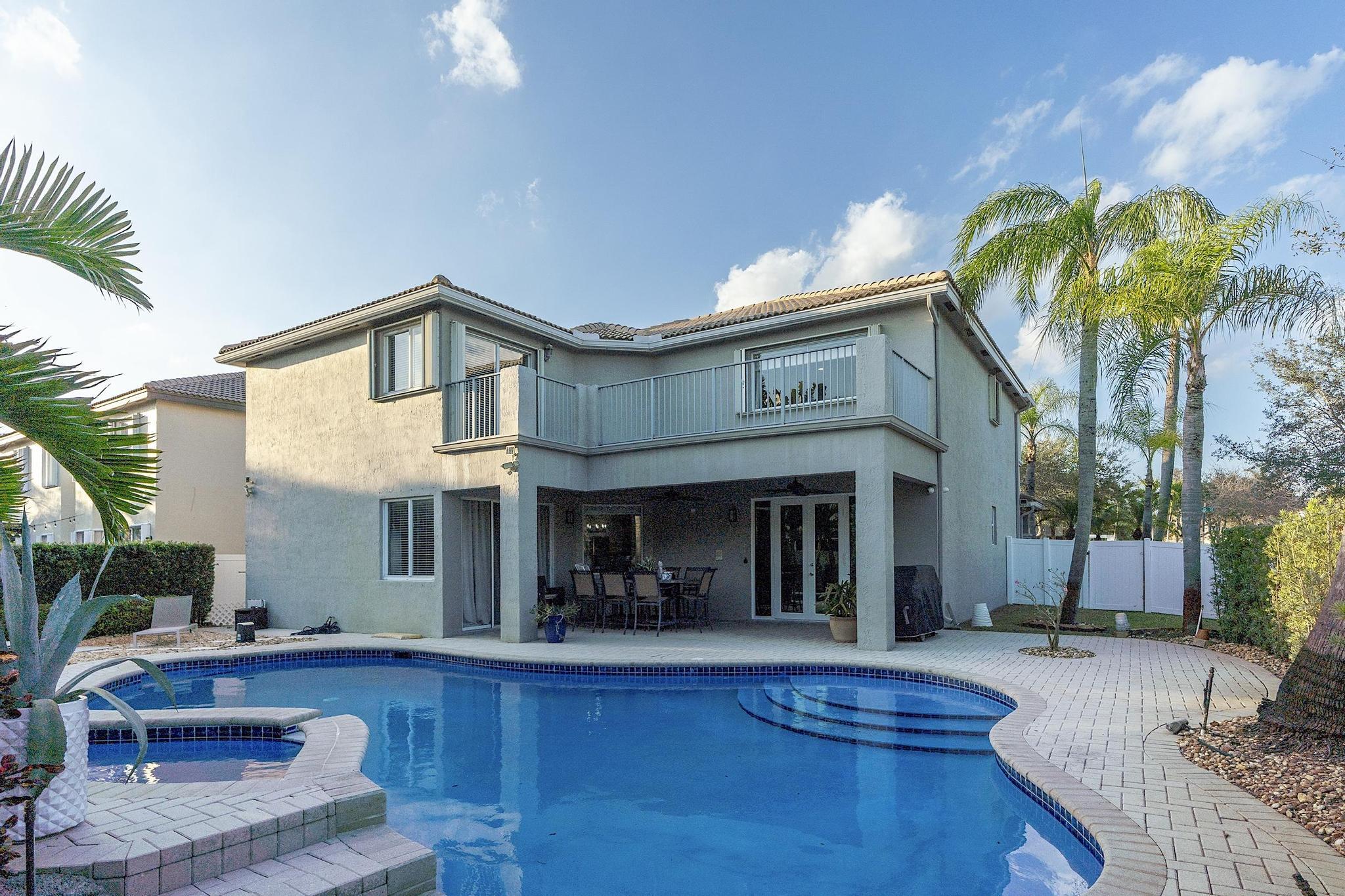 16138 SW 15th Pembroke Pines, FL 33027