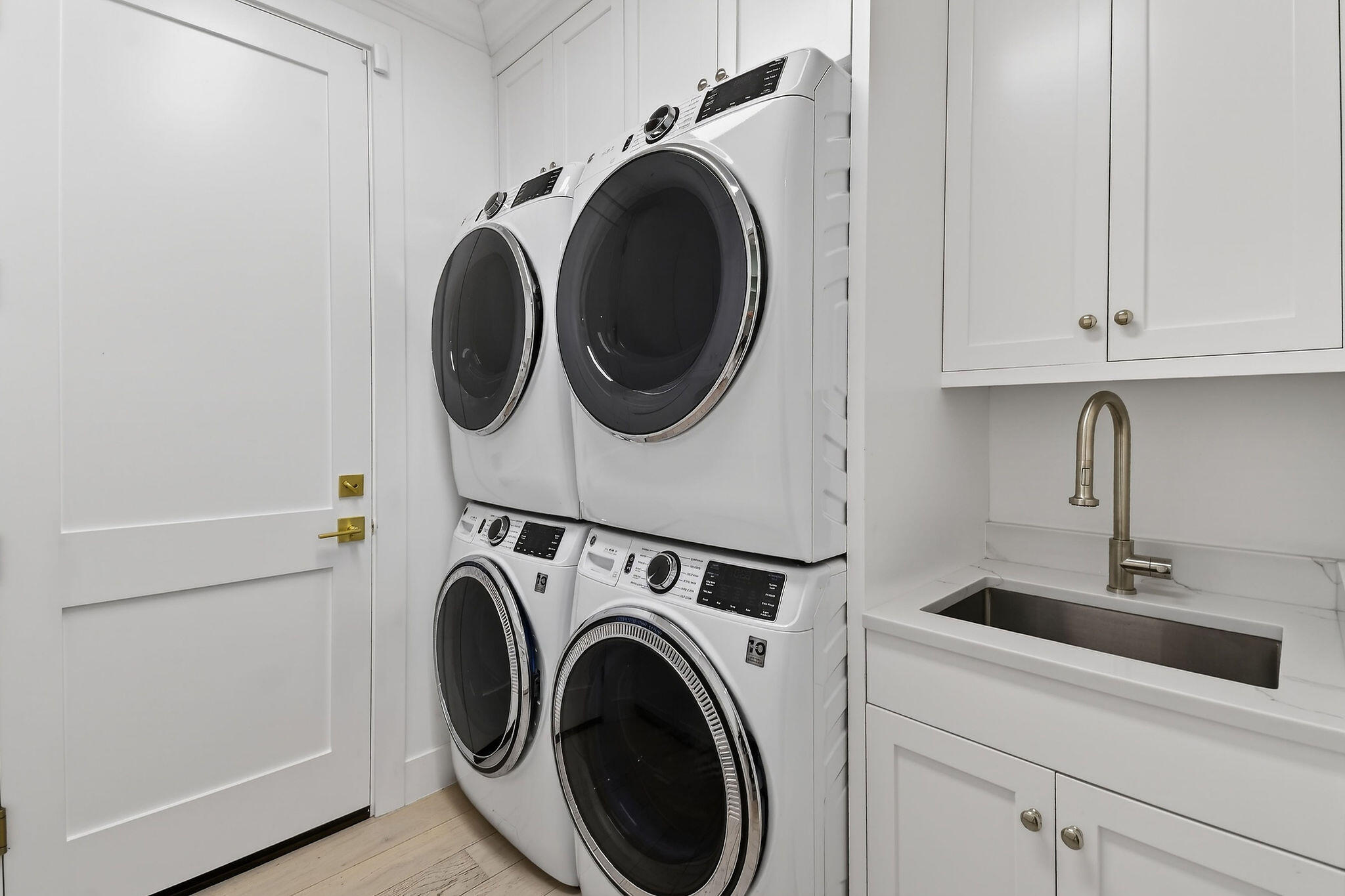 1106 Wilshire Jupiter, FL 33458