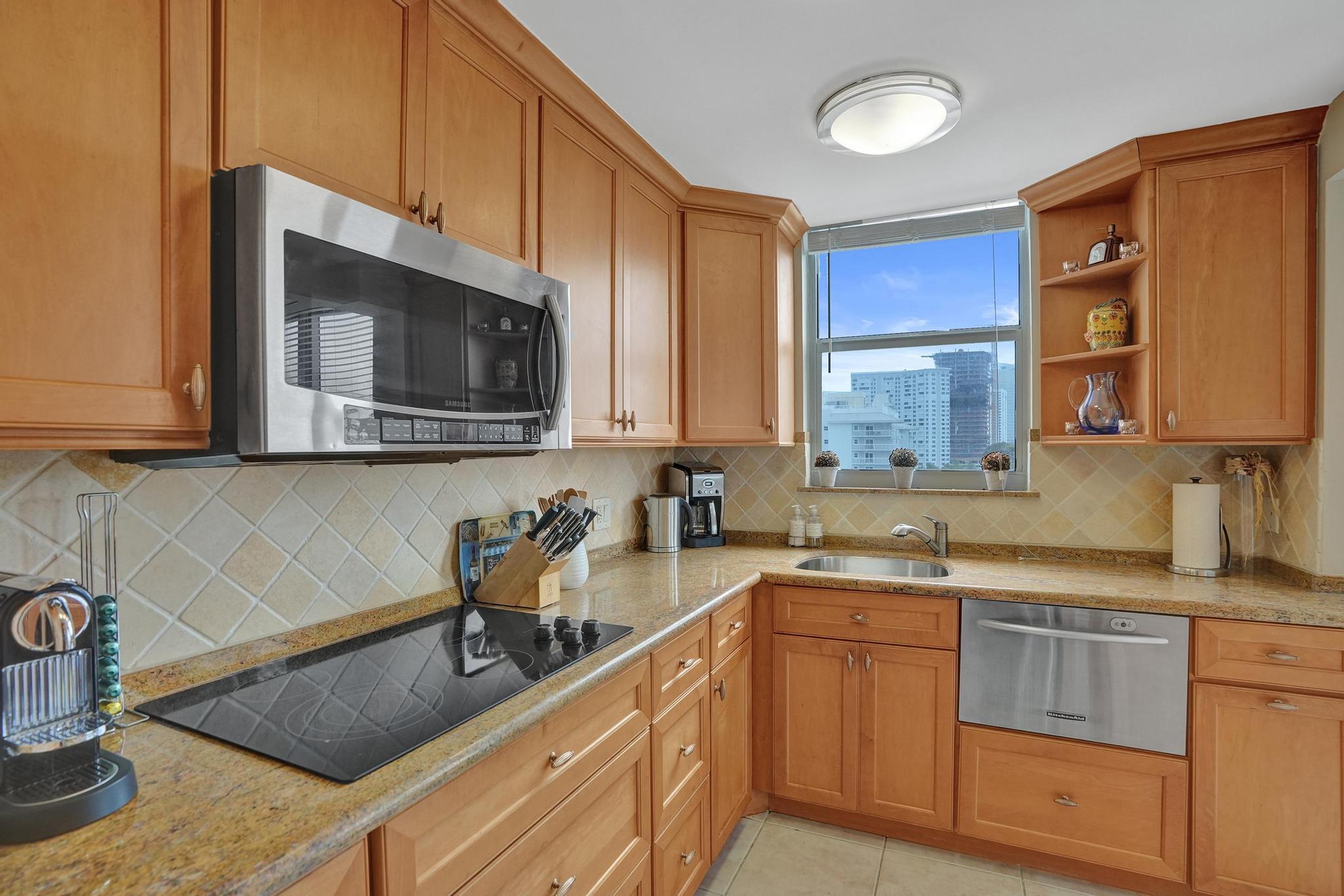 1010 S Ocean #808 Pompano Beach, FL 33062