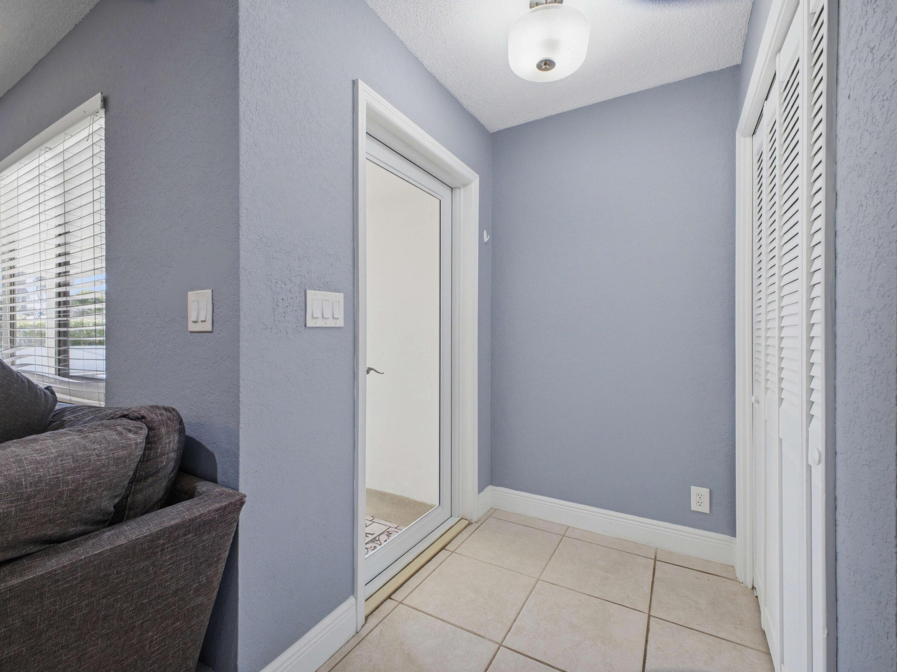 451 SE 1st #A & B Pompano Beach, FL 33060