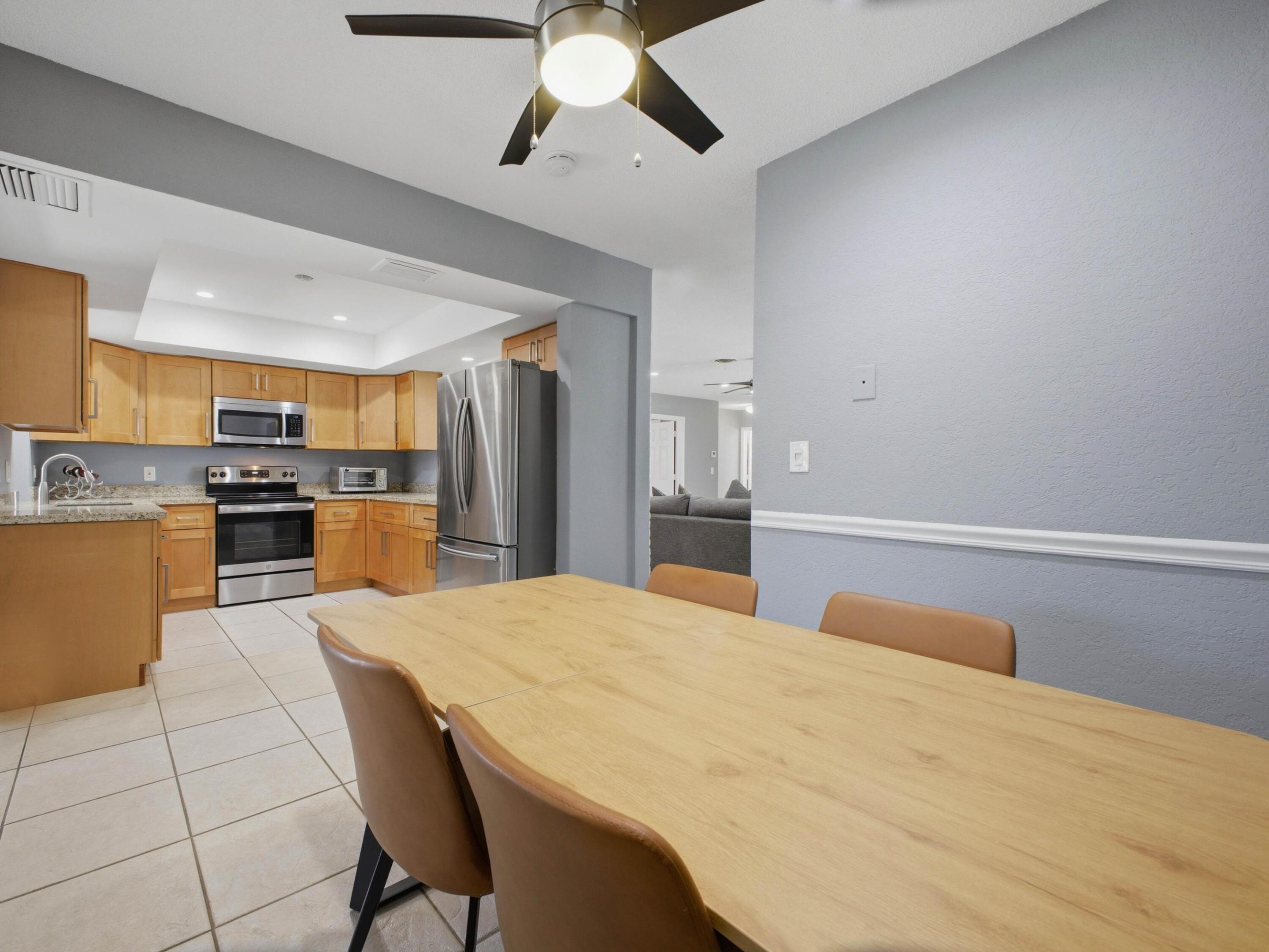 451 SE 1st #A & B Pompano Beach, FL 33060