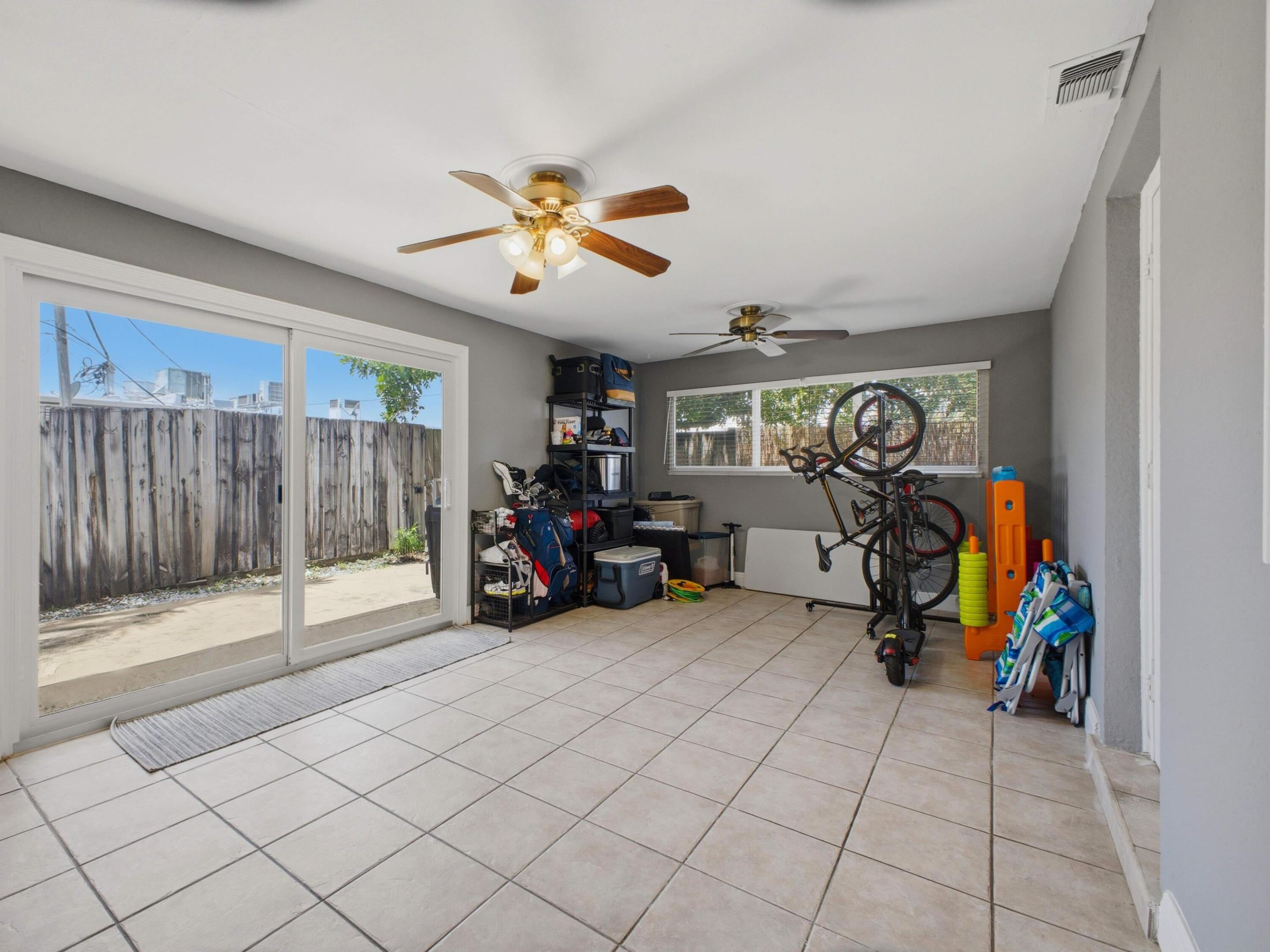 451 SE 1st #A & B Pompano Beach, FL 33060