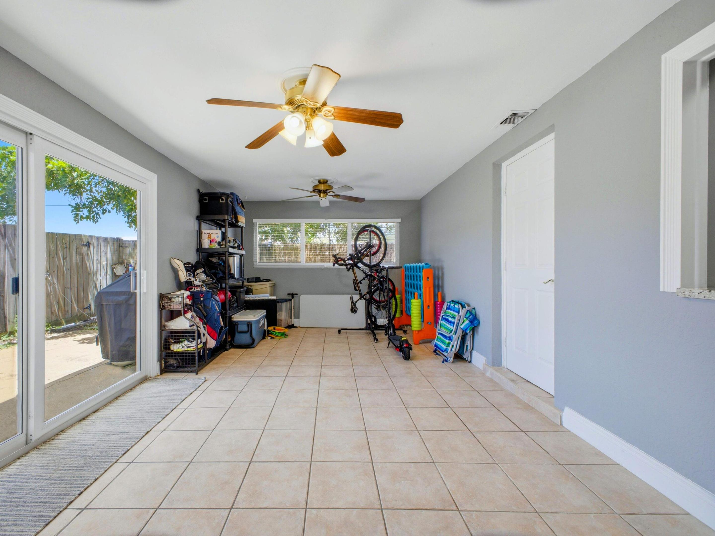 451 SE 1st #A & B Pompano Beach, FL 33060