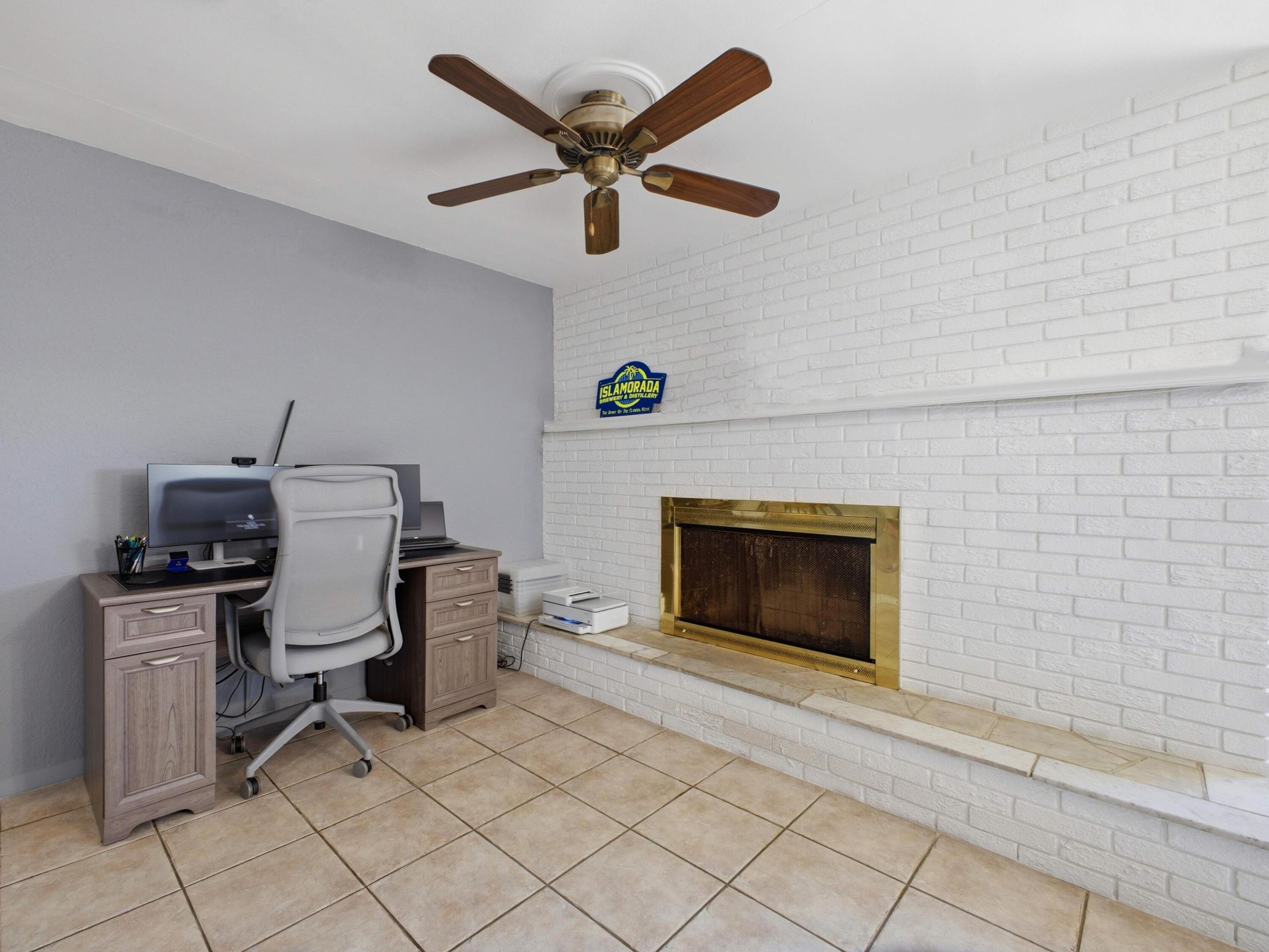 451 SE 1st #A & B Pompano Beach, FL 33060