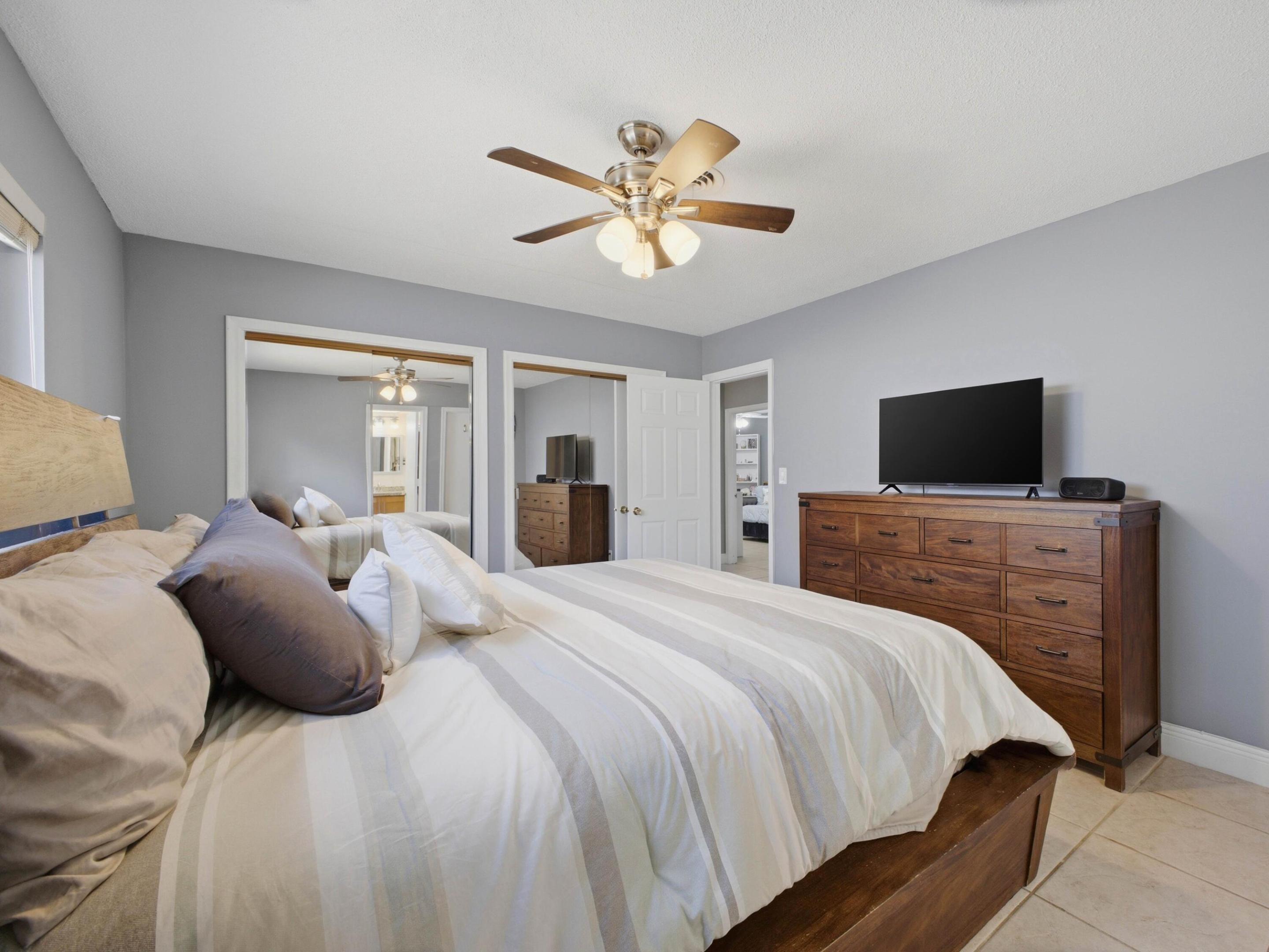 451 SE 1st #A & B Pompano Beach, FL 33060