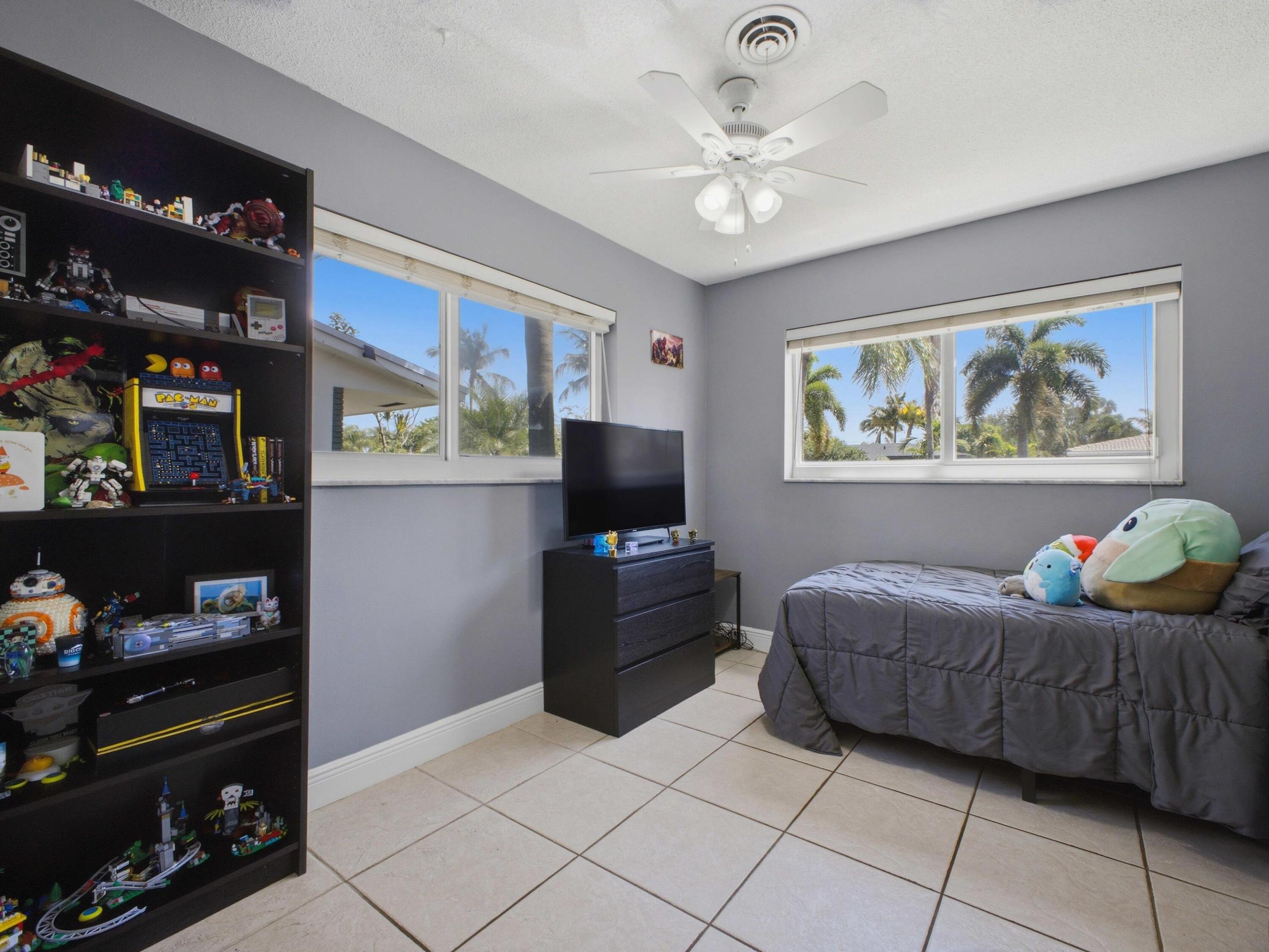 451 SE 1st #A & B Pompano Beach, FL 33060