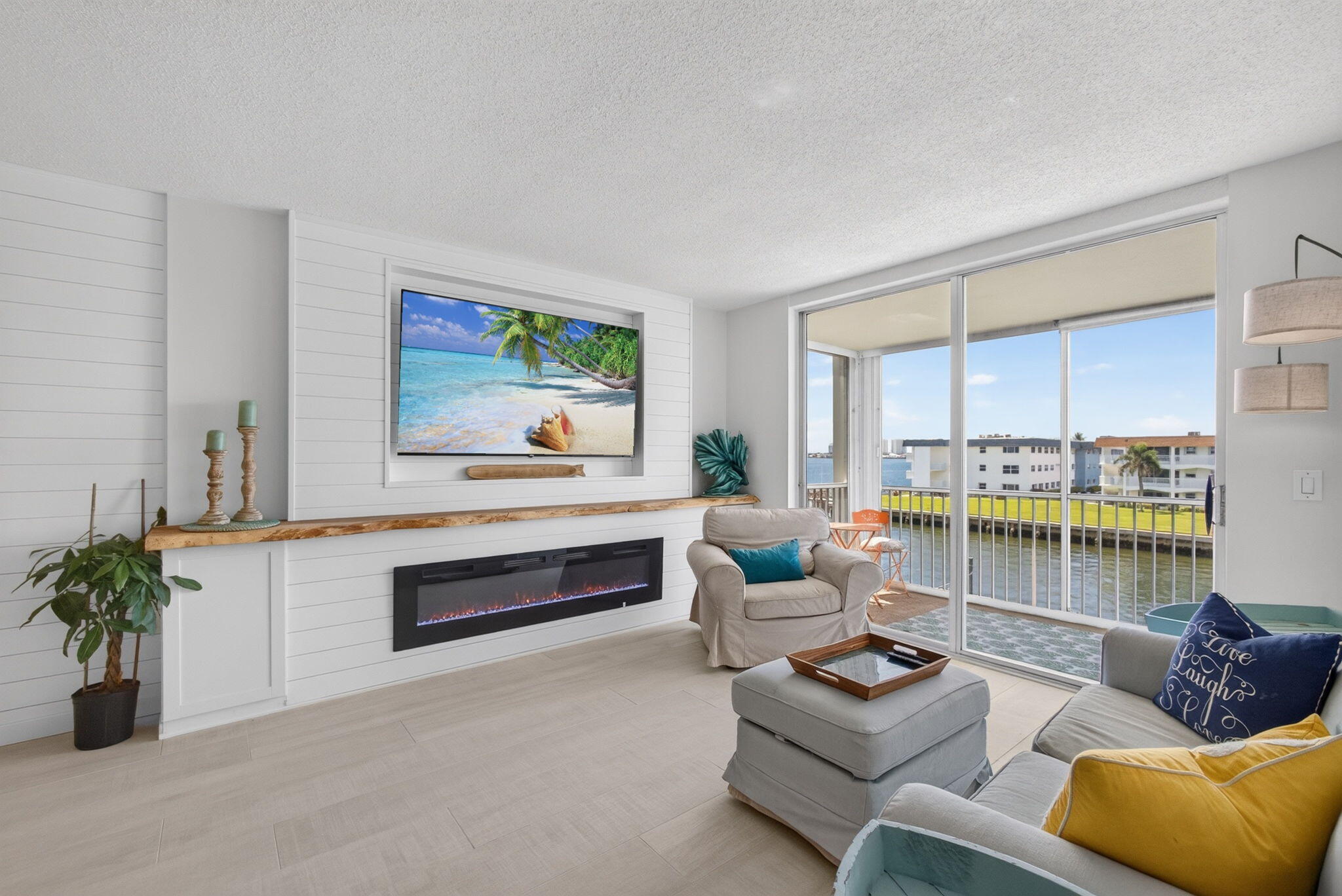 100 Paradise Harbour #307