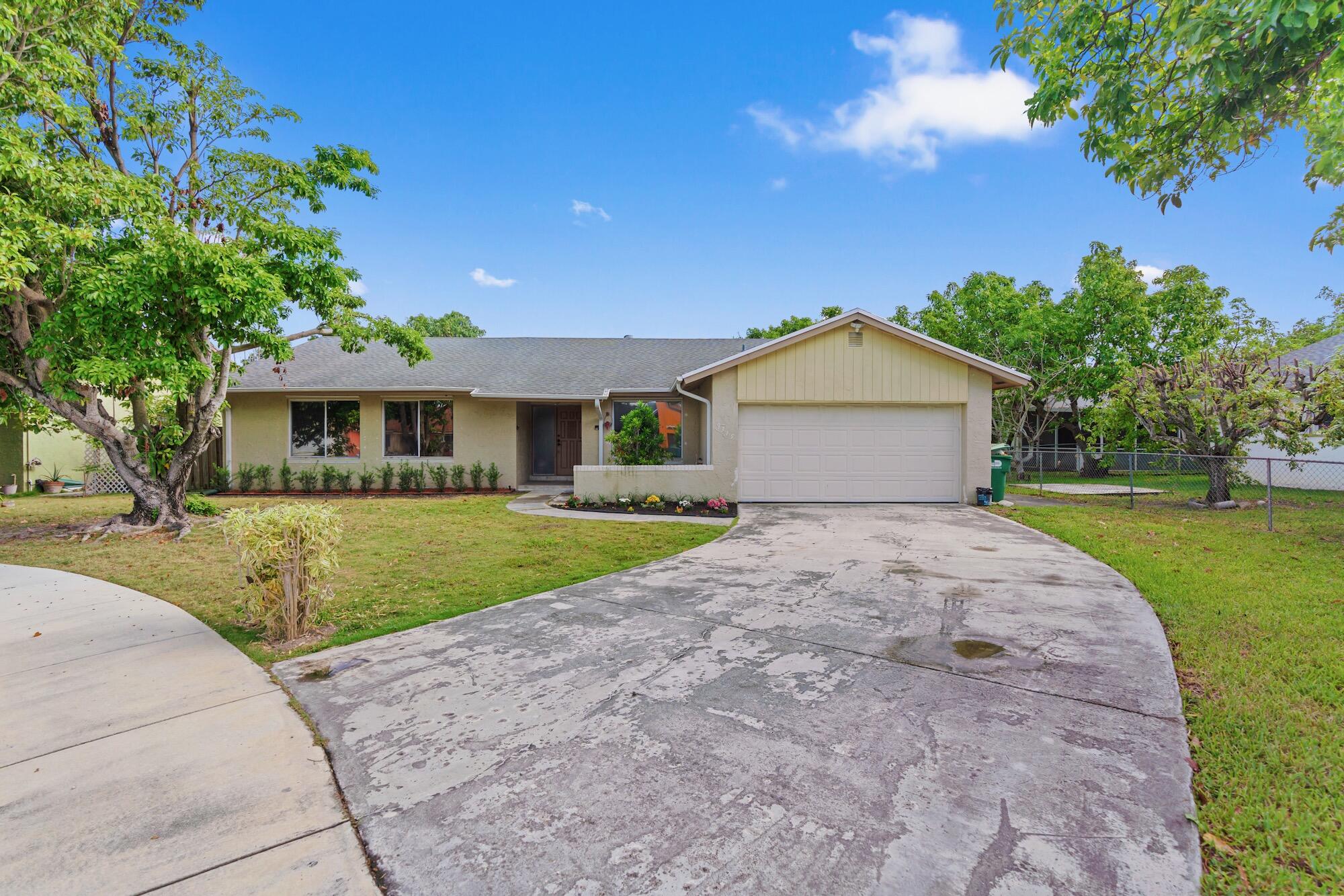 9315 SW 170th