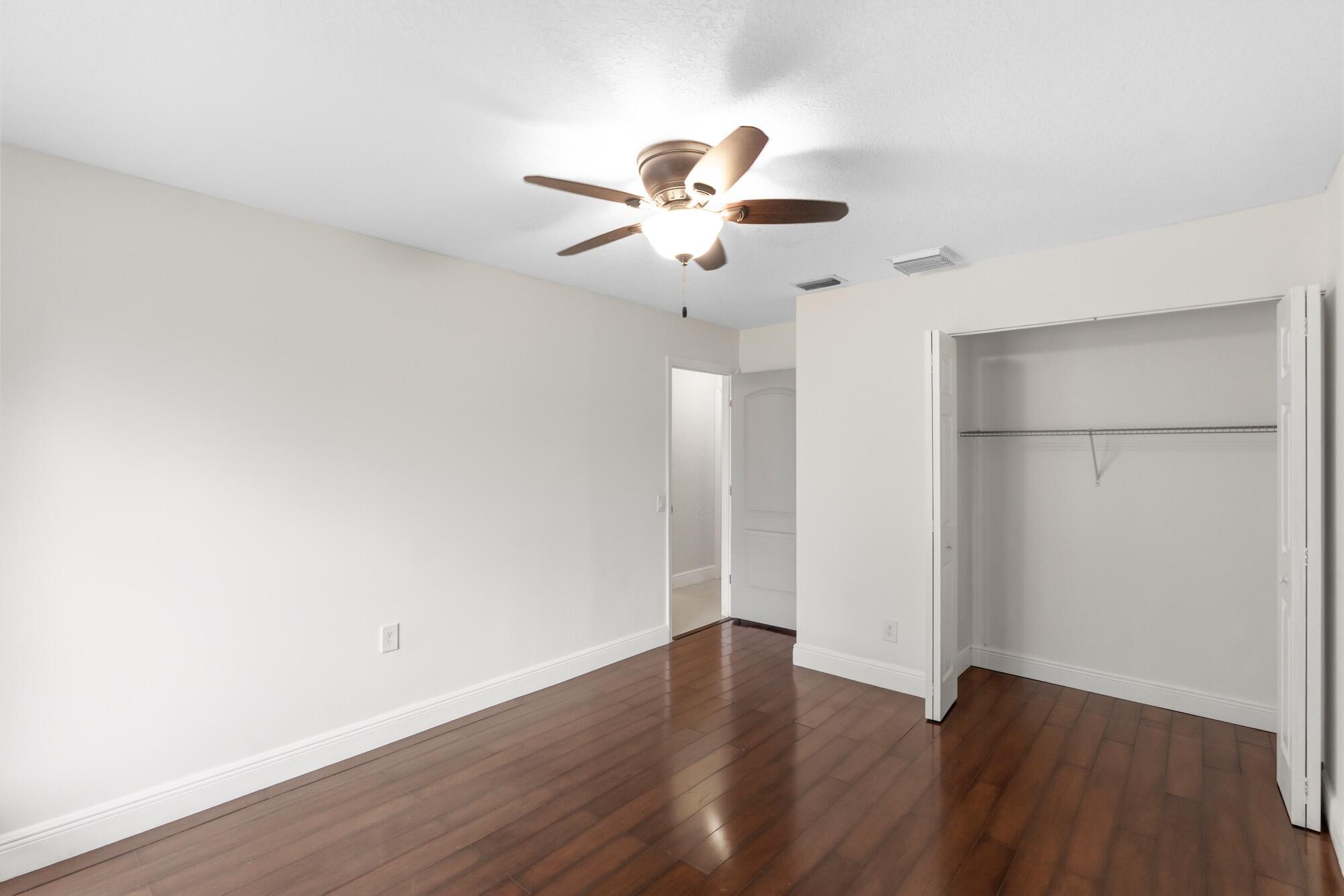 9315 SW 170th Palmetto Bay, FL 33157