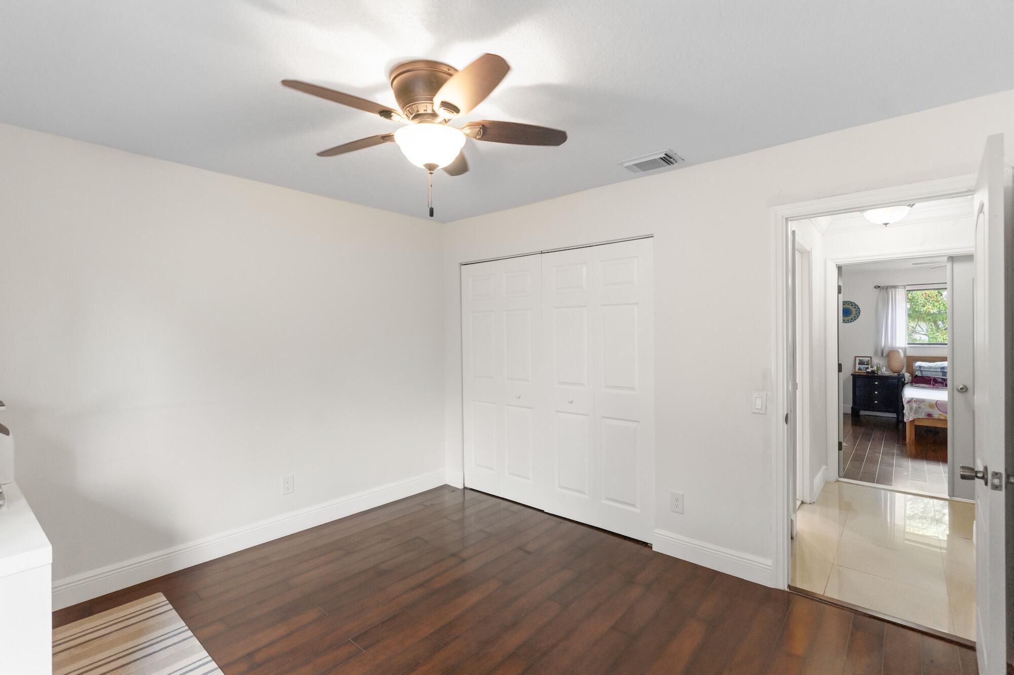 9315 SW 170th Palmetto Bay, FL 33157