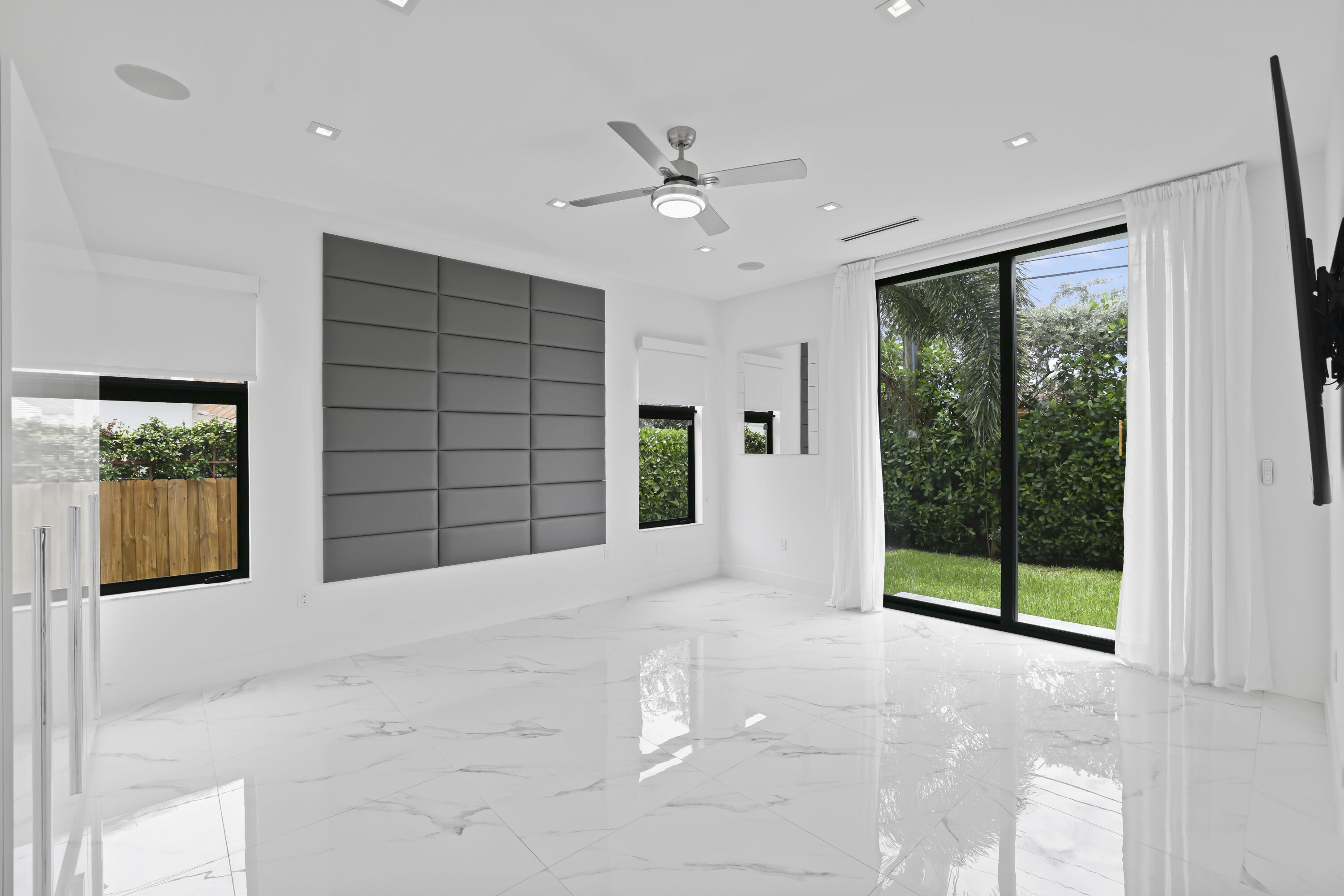 2620 SE 6th Pompano Beach, FL 33062
