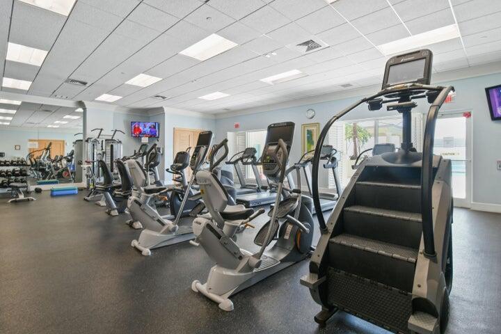 2650 Lake Shr #106 Riviera Beach, FL 33404