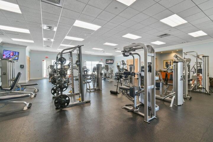 2650 Lake Shr #106 Riviera Beach, FL 33404