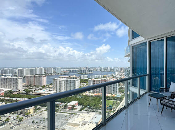 image Jade Beach22