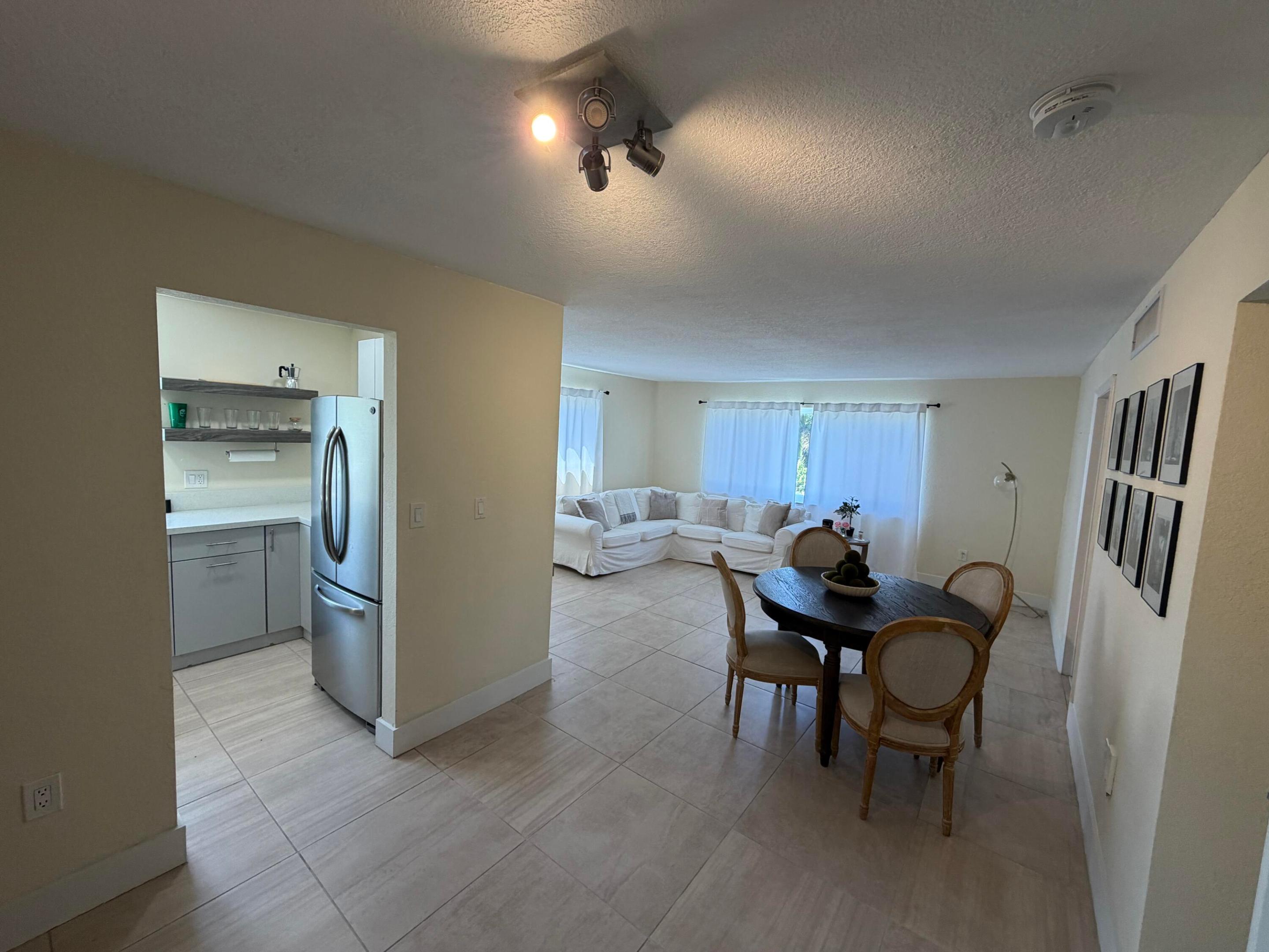 1020 94th #403