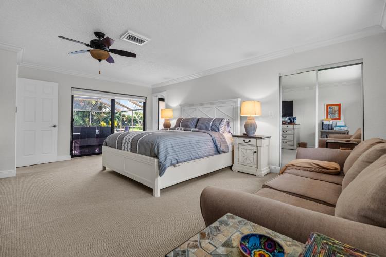 2409 SW 27th Fort Lauderdale, FL 33312