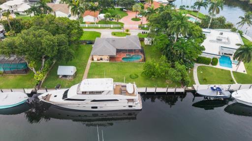 2409 SW 27th Fort Lauderdale, FL 33312