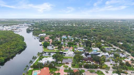 2409 SW 27th Fort Lauderdale, FL 33312