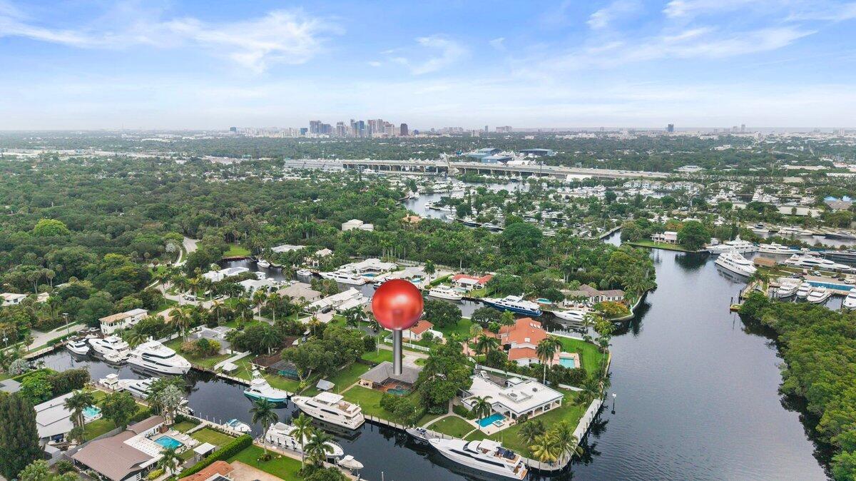 2409 SW 27th Fort Lauderdale, FL 33312