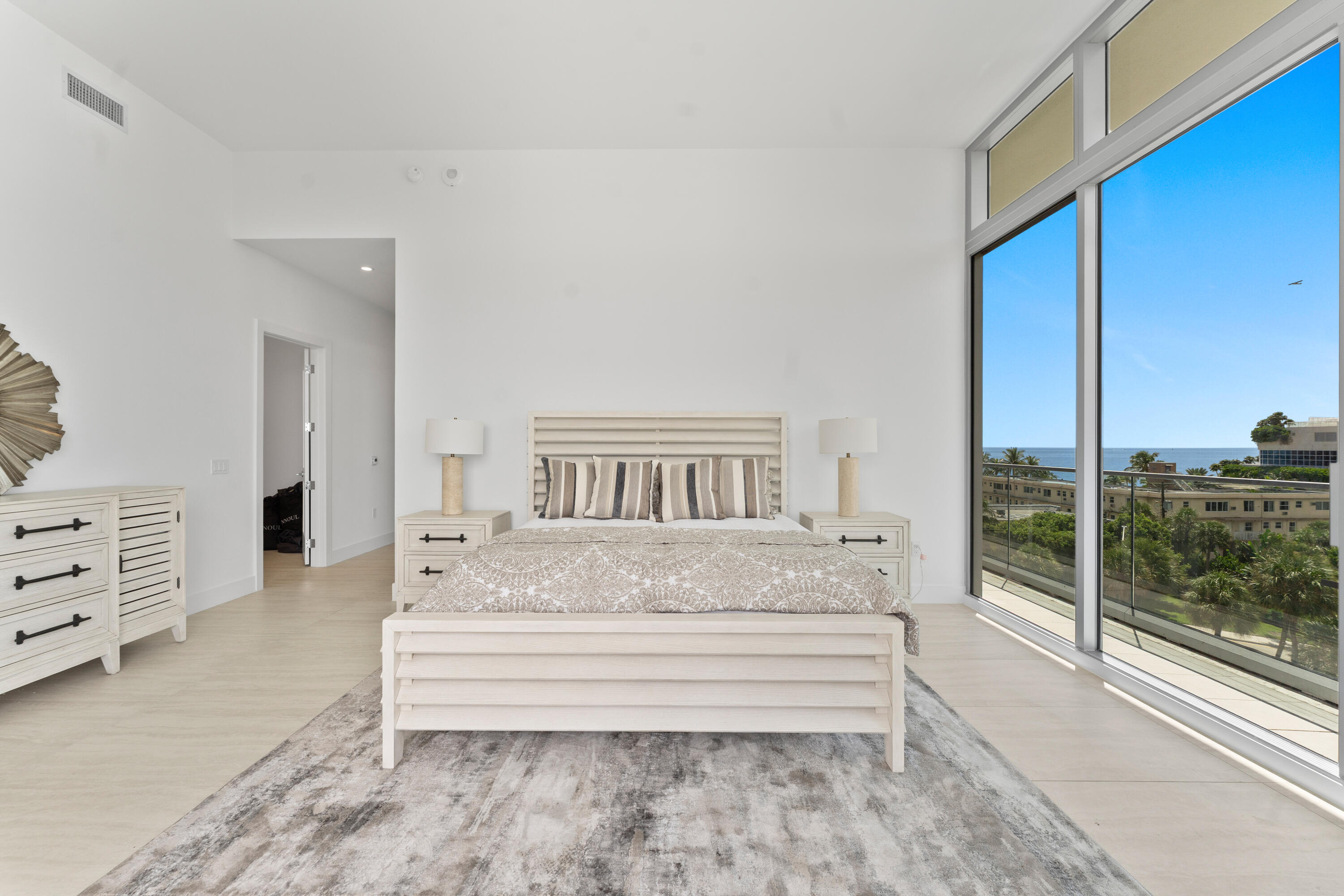 153 N Seabreeze Blvd #402-S Fort Lauderdale, FL 33304