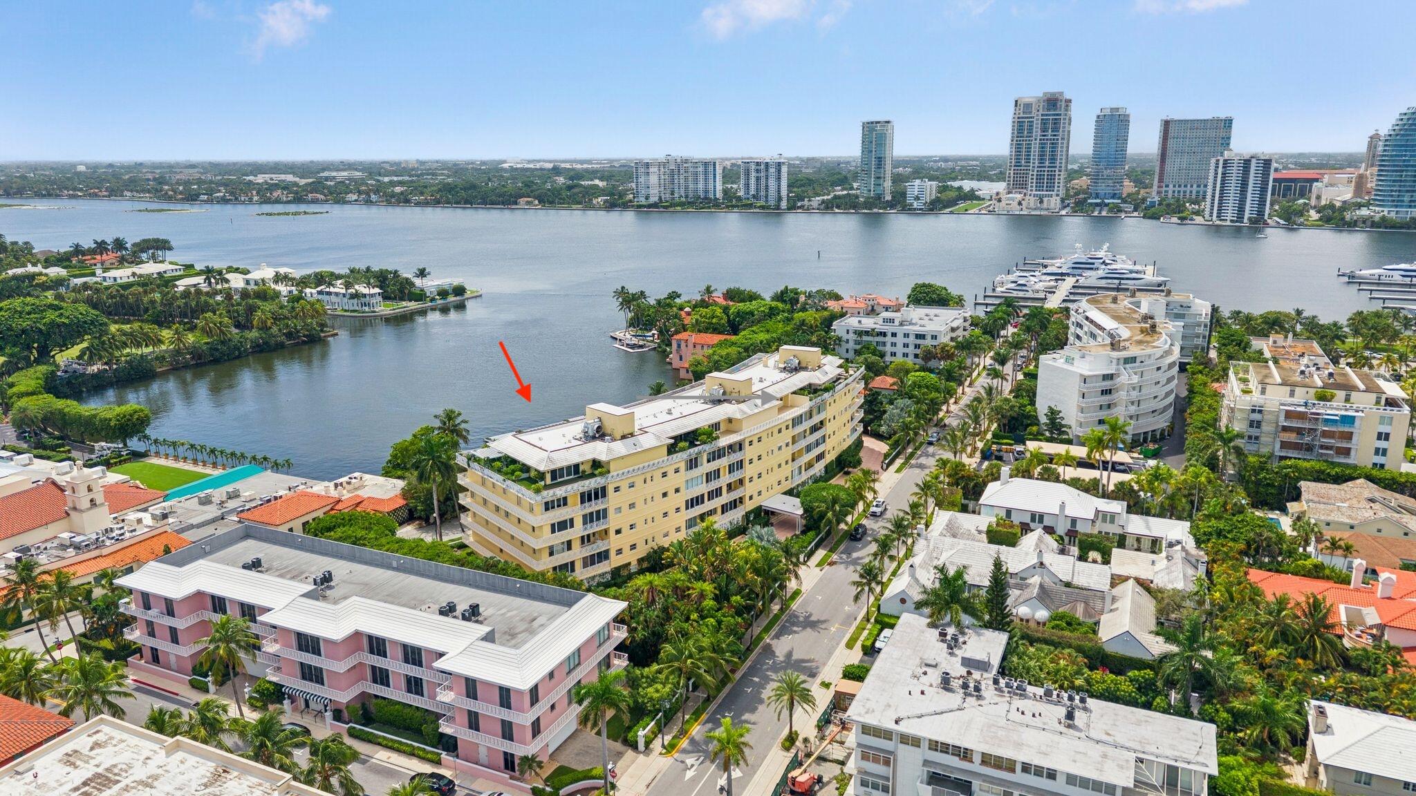 425 Worth Ave #2F