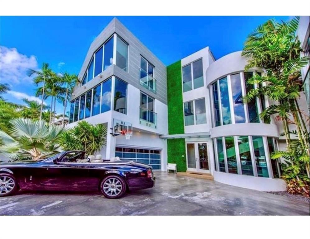 1319 Seminole Dr