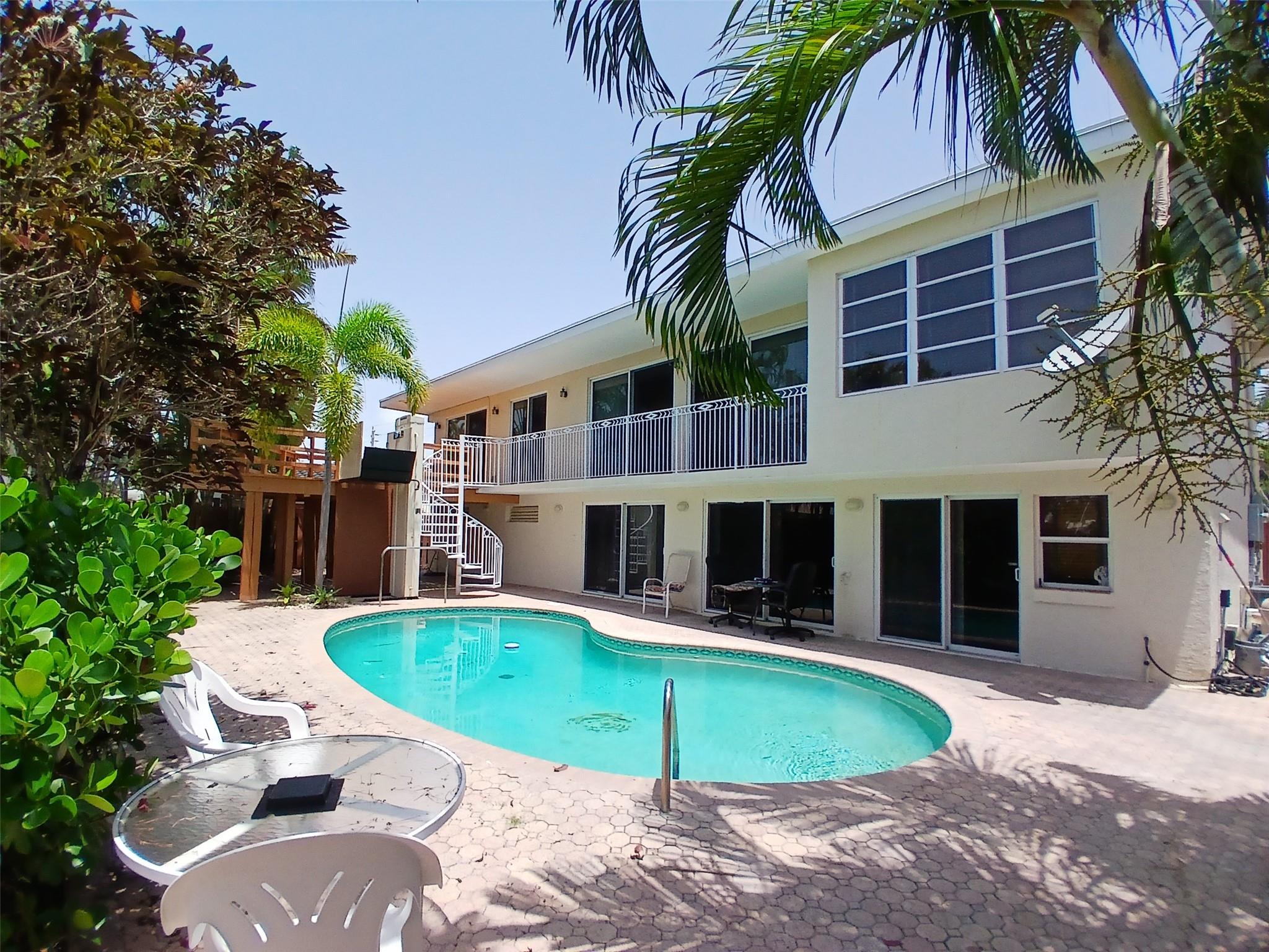 1504 SE 3rd St,Pompano Beach, FL 33060