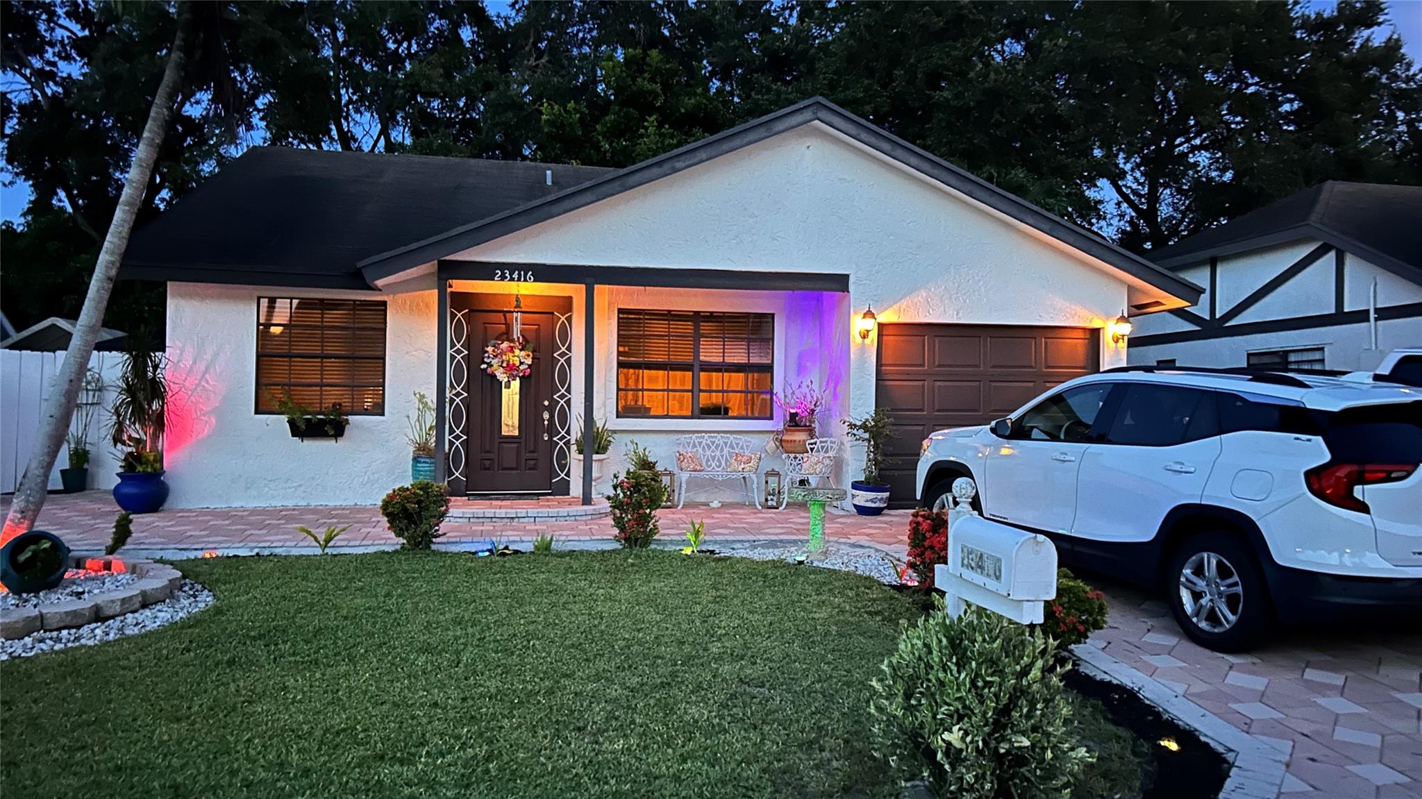 23416 Country Clb Dr