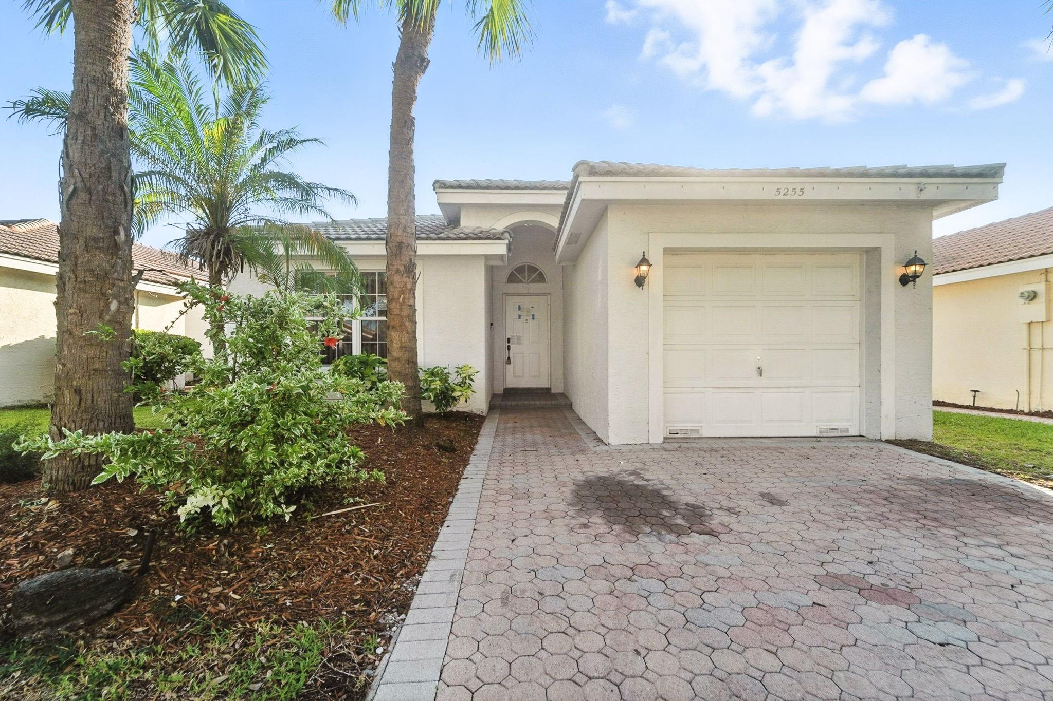 5255 NW 117th Ave