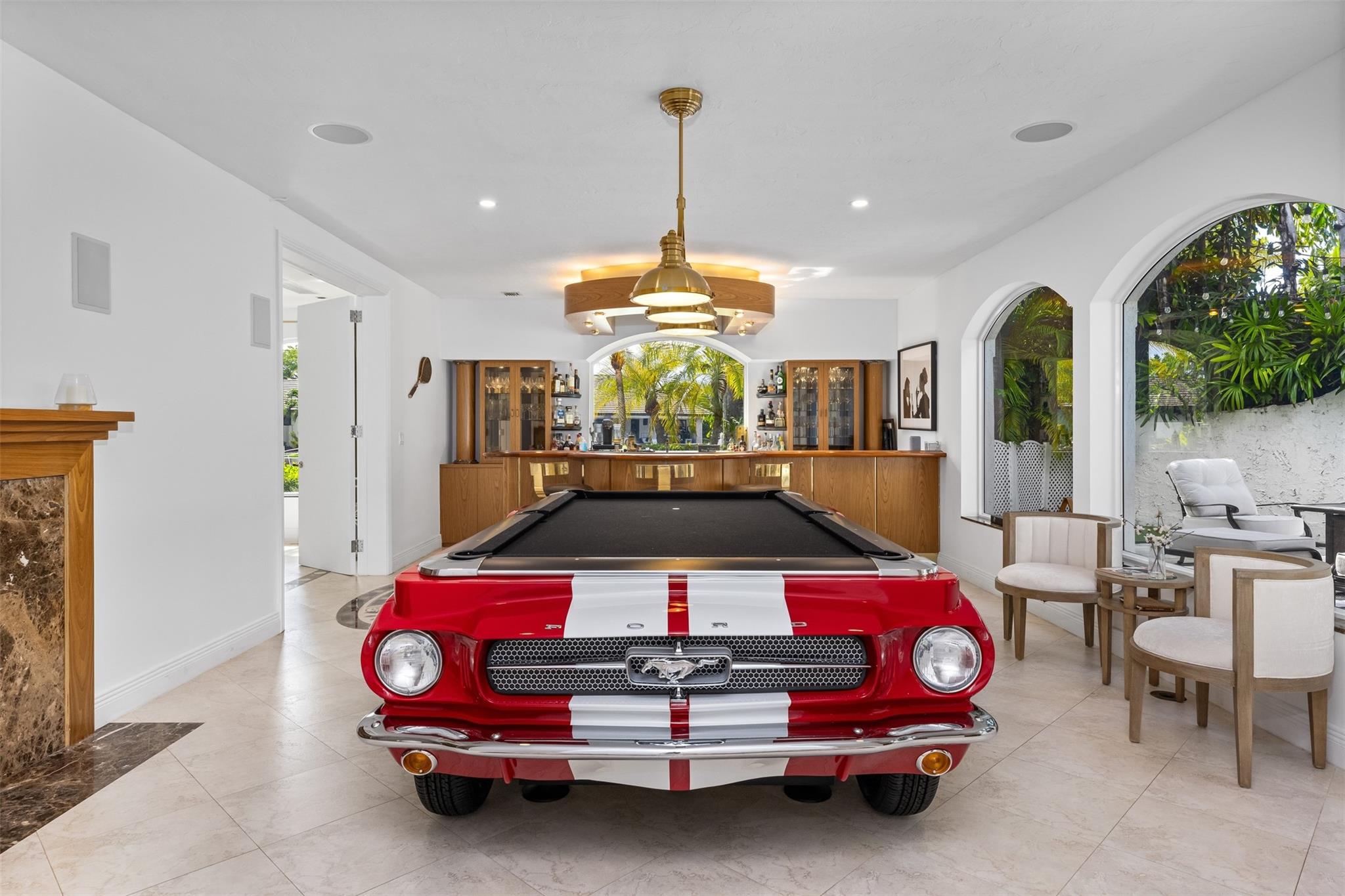 11 Bay Colony Ln Fort Lauderdale, FL 33308