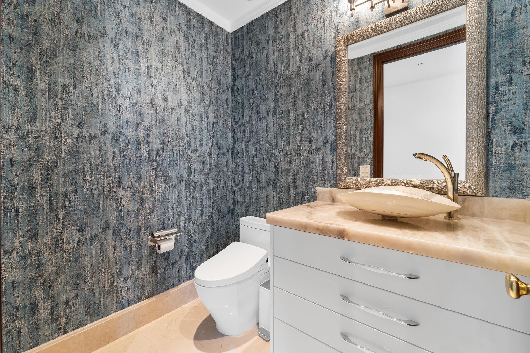 3200 N Ocean Blvd #PH2708 Fort Lauderdale, FL 33308