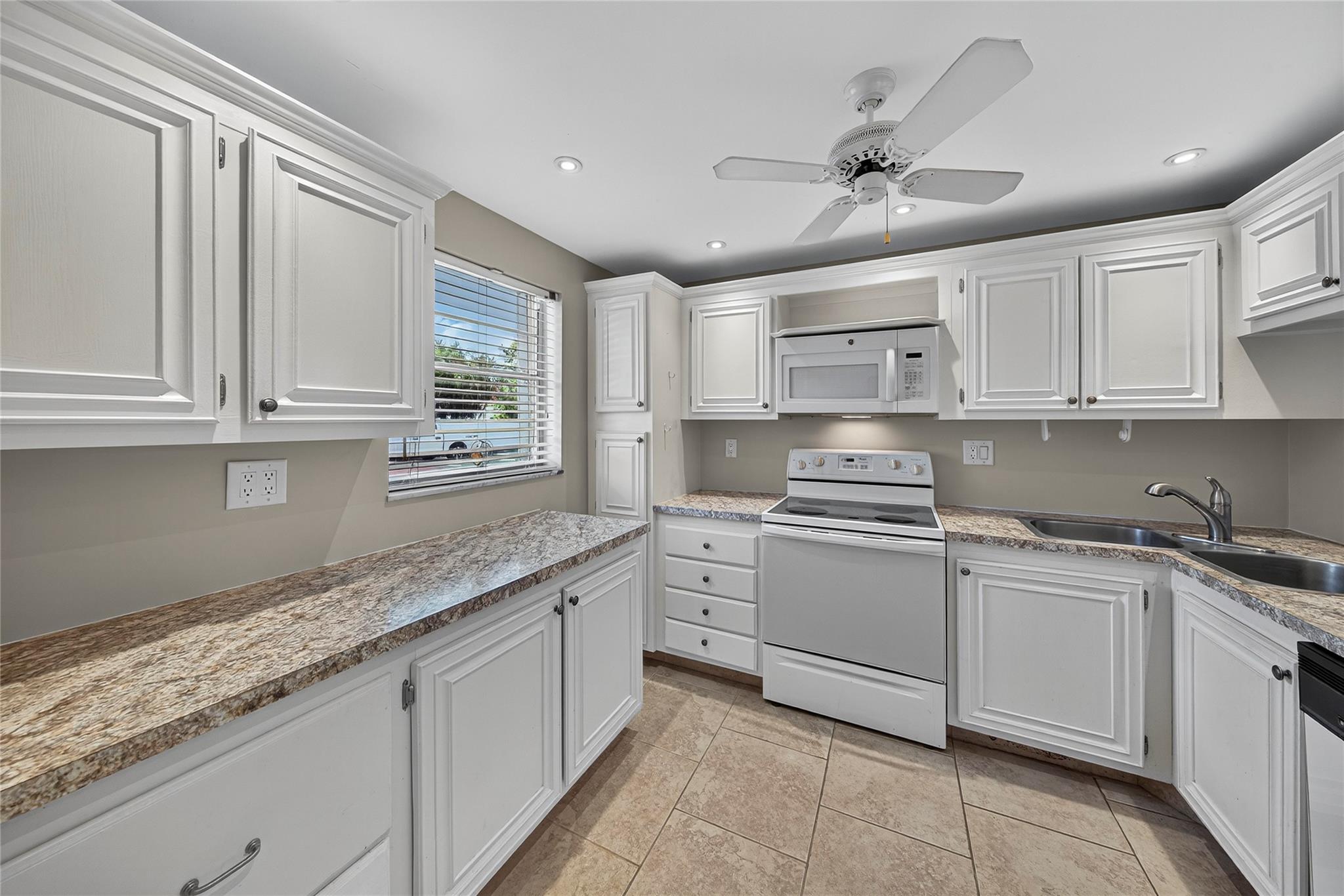 1541 S Ocean Blvd #111,Lauderdale By The Sea, FL 33062