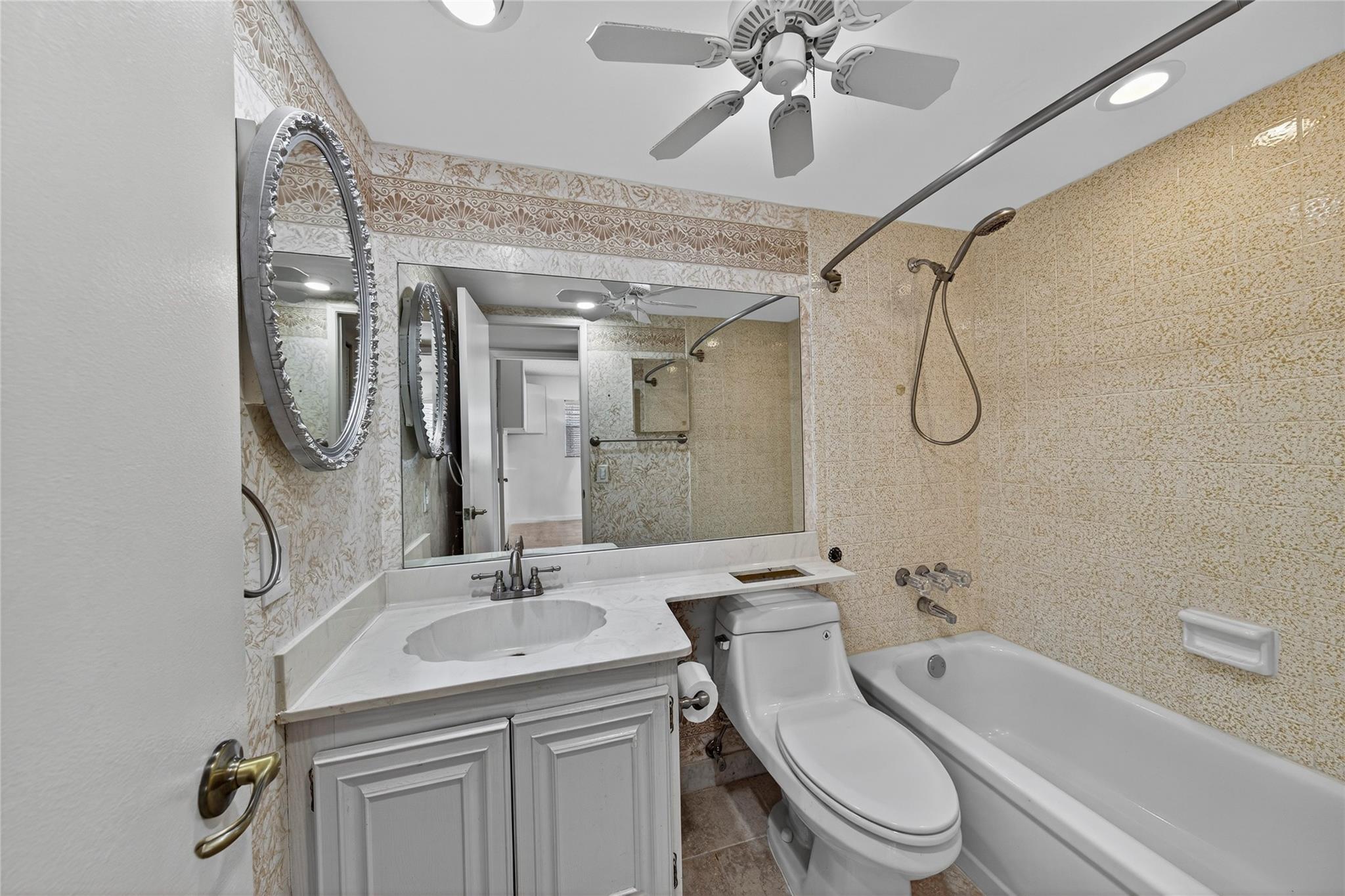 1541 S Ocean Blvd #111,Lauderdale By The Sea, FL 33062