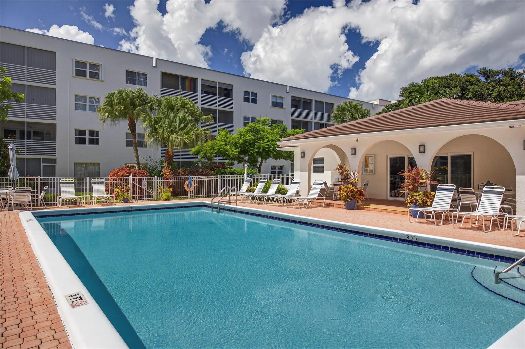 1541 S Ocean Blvd #111,Lauderdale By The Sea, FL 33062