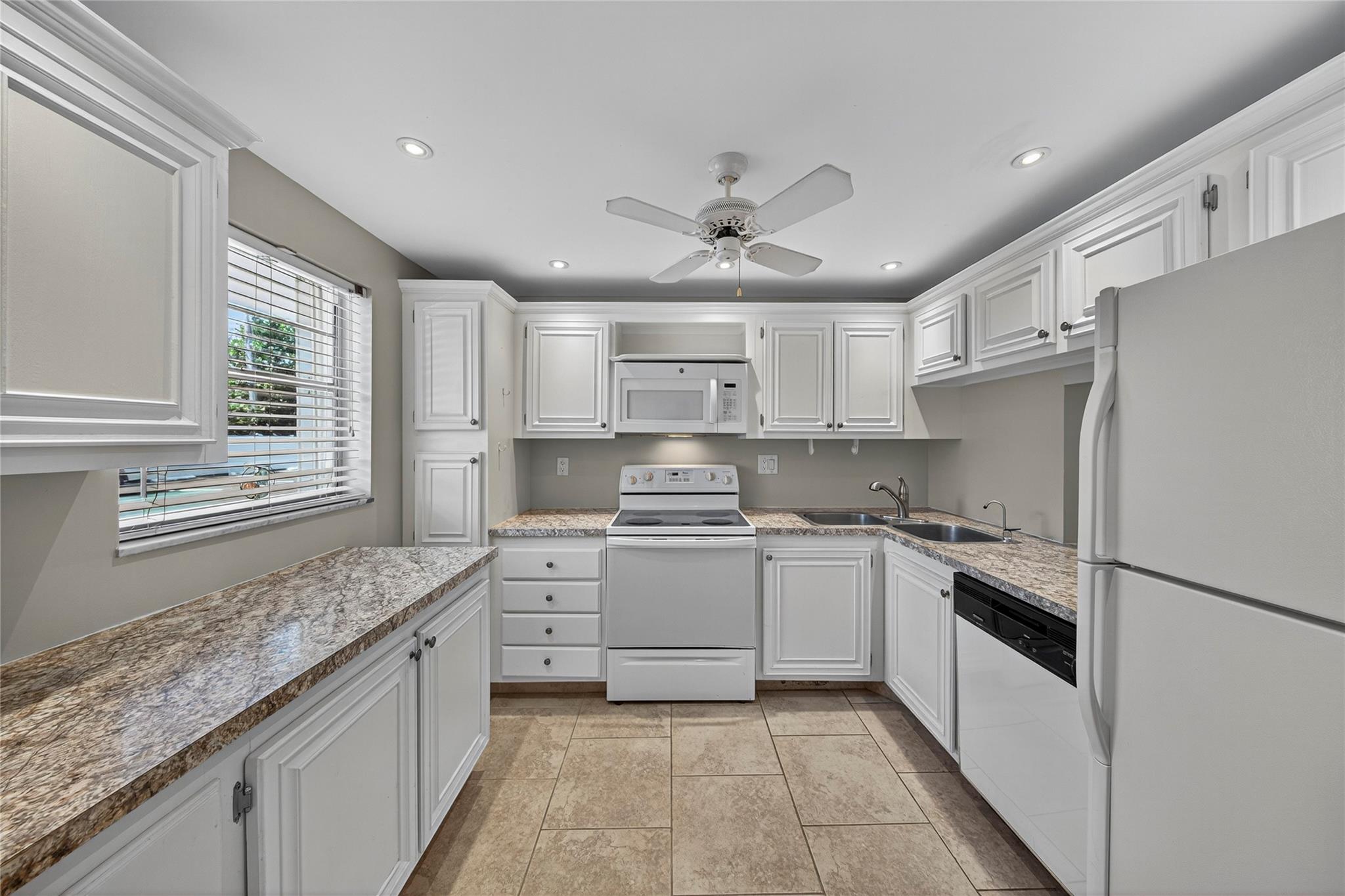 1541 S Ocean Blvd #111,Lauderdale By The Sea, FL 33062