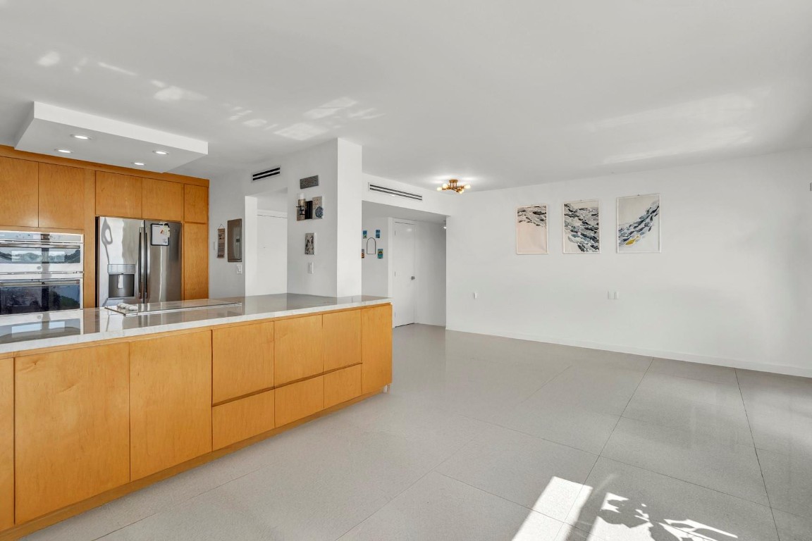 11930 N Bayshore Dr #404 North Miami, FL 33181