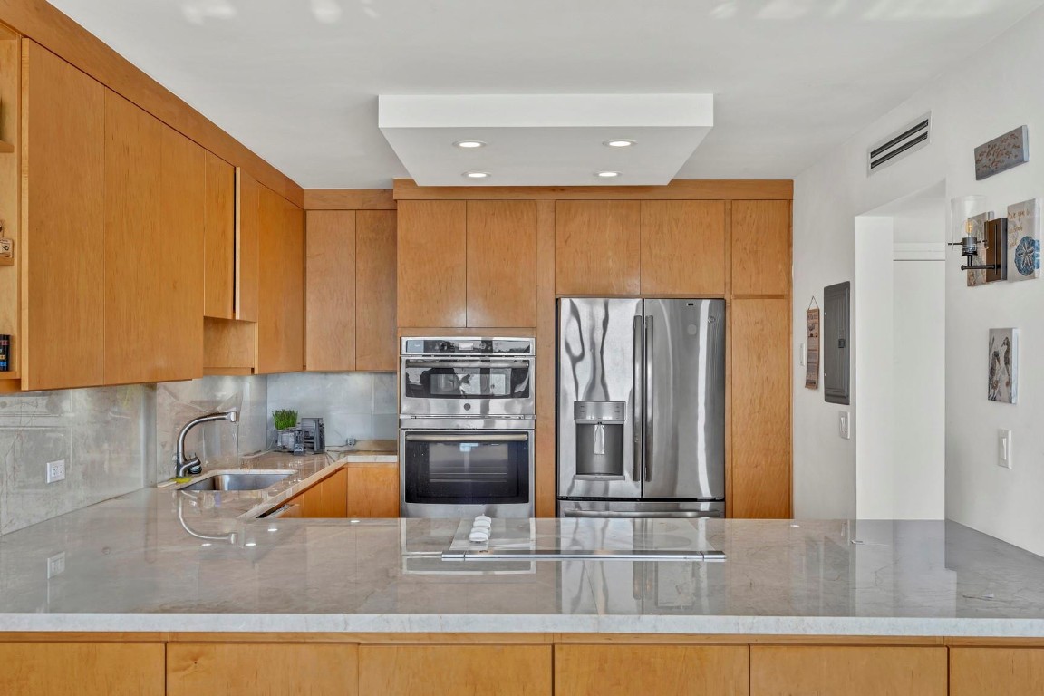 11930 N Bayshore Dr #404 North Miami, FL 33181