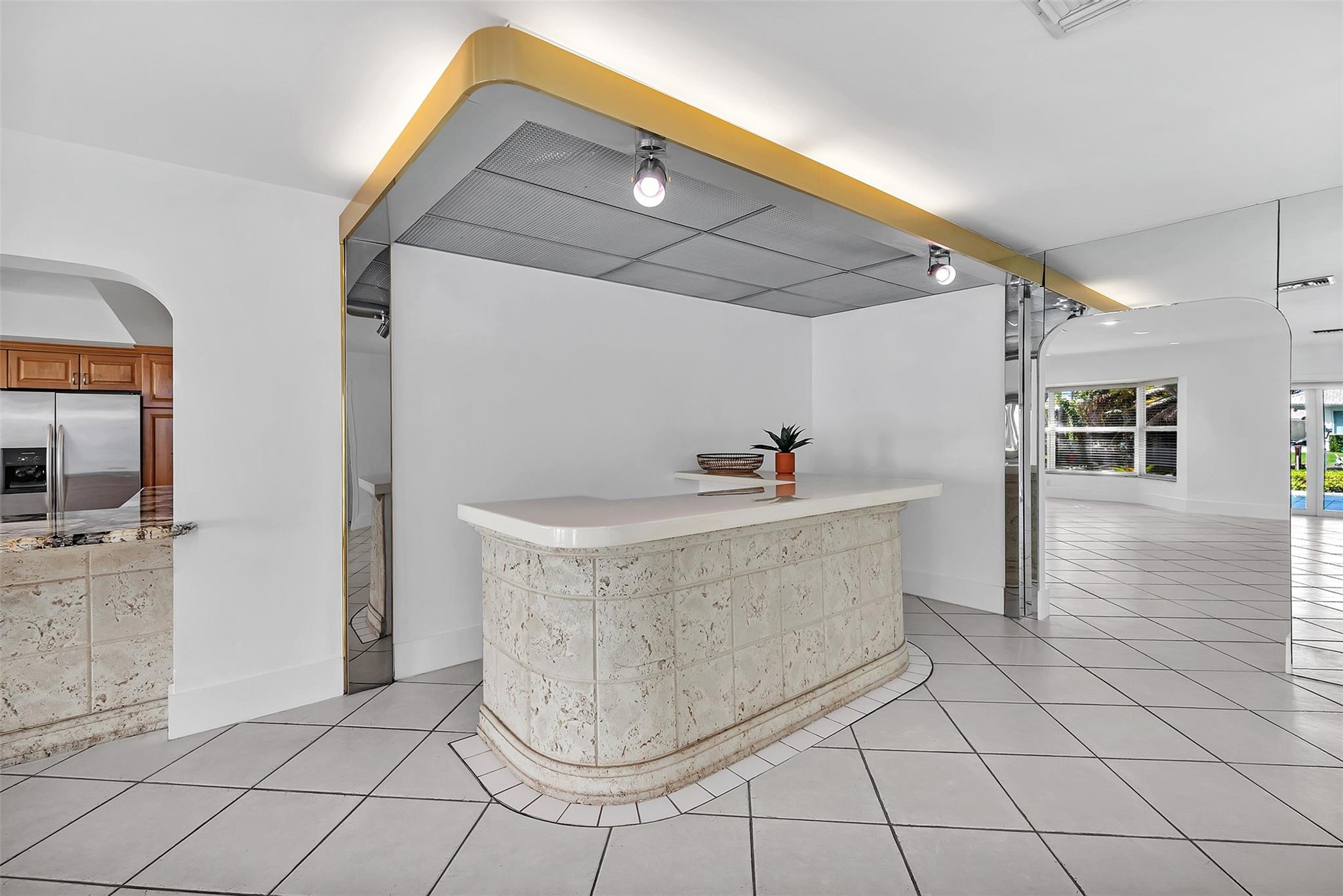 2427 Sea Is Dr Fort Lauderdale, FL 33301