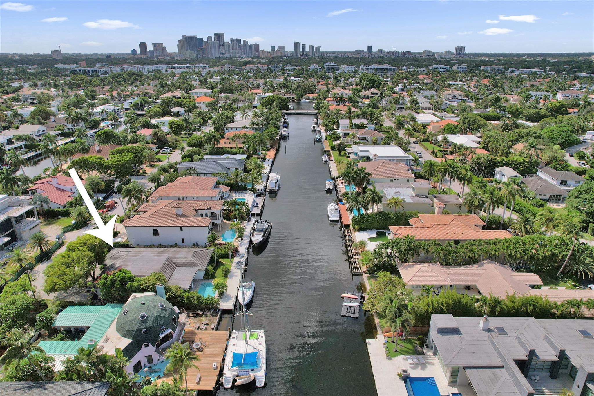 2427 Sea Is Dr Fort Lauderdale, FL 33301